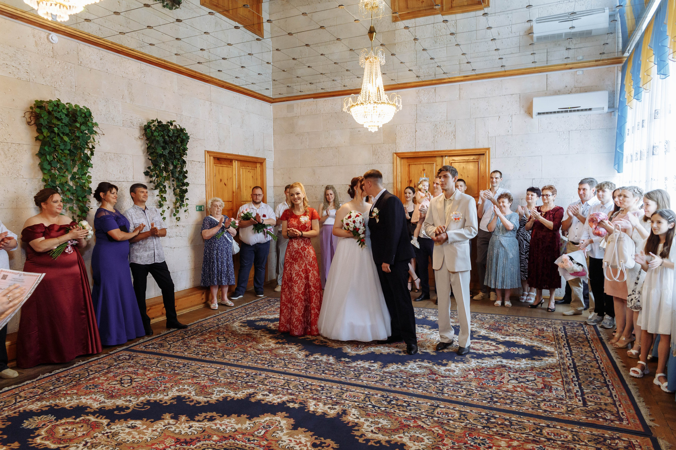 Татьяна и Виктор: настоящая русская свадьба. Событийный фотограф Максим Бескоровайновнов