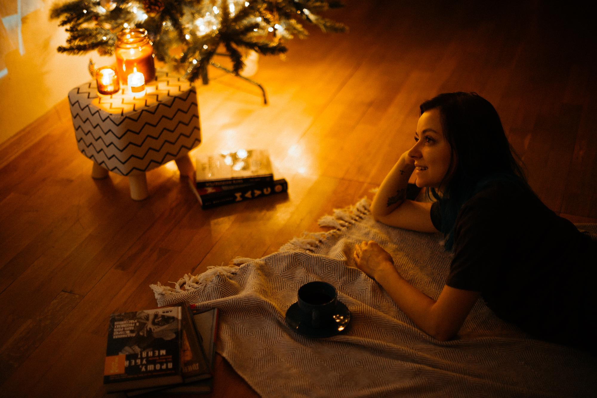 Алина. Домашняя, предновогодняя. Фотограф в Челябинске Любовь Денисенко