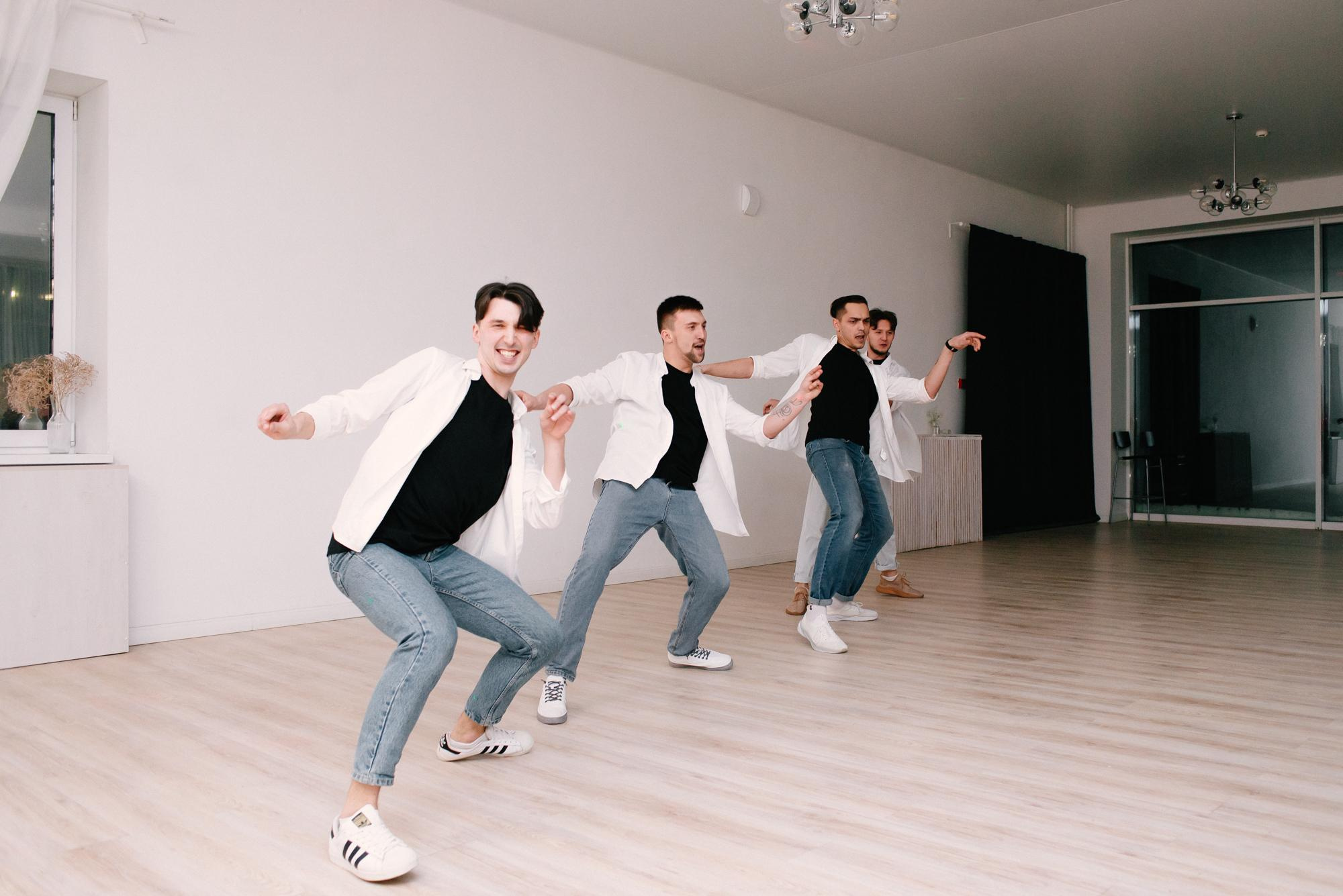 8 марта в коллективе ArtRise. Фотограф в Челябинске Любовь Денисенко