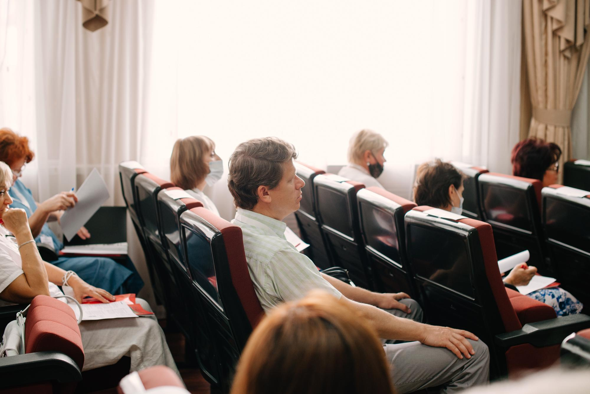 Окружное совещание по вопросам разработки и реализации программ воспитания. Фотограф в Челябинске Любовь Денисенко