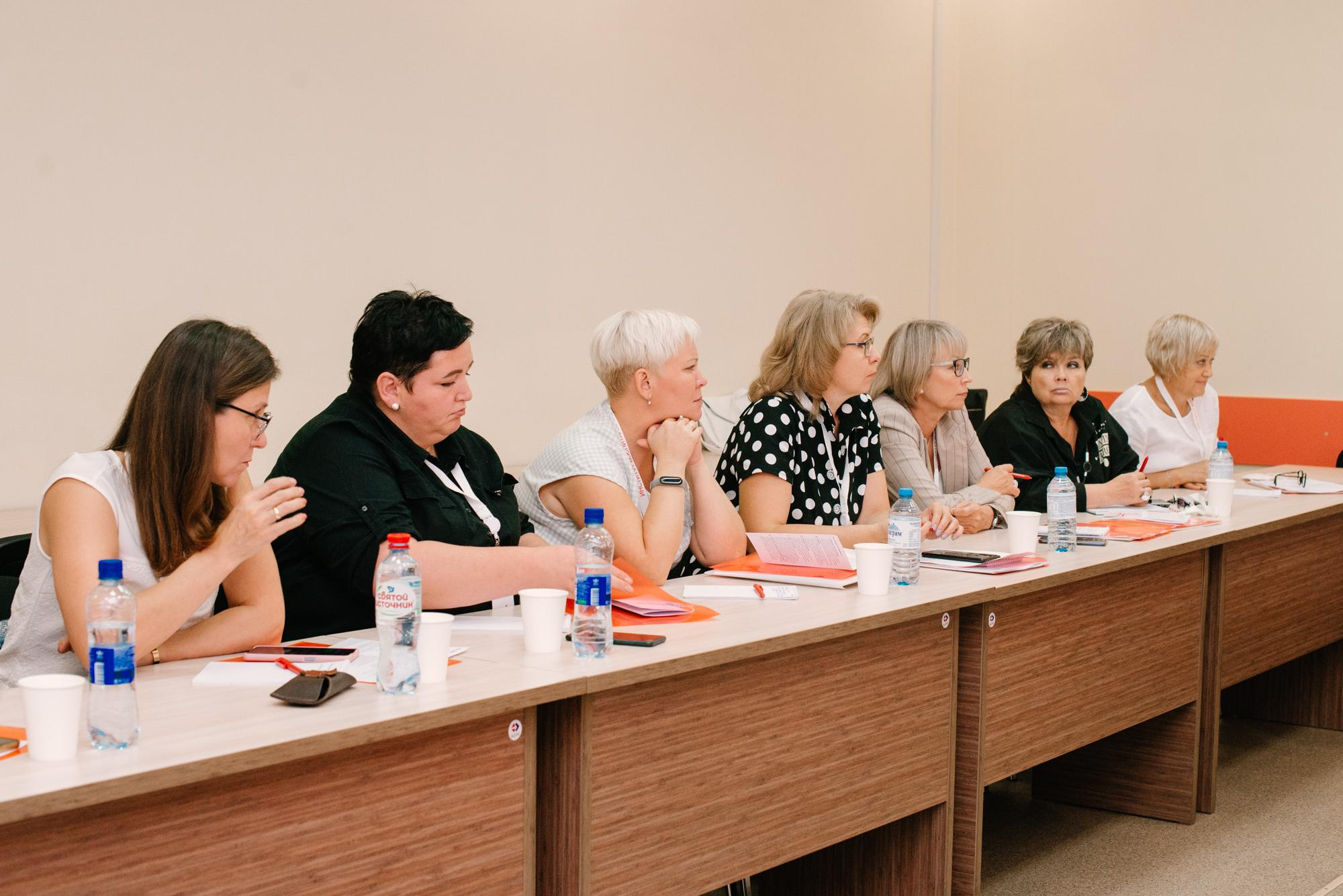 Окружное совещание по вопросам разработки и реализации программ воспитания. Фотограф в Челябинске Любовь Денисенко