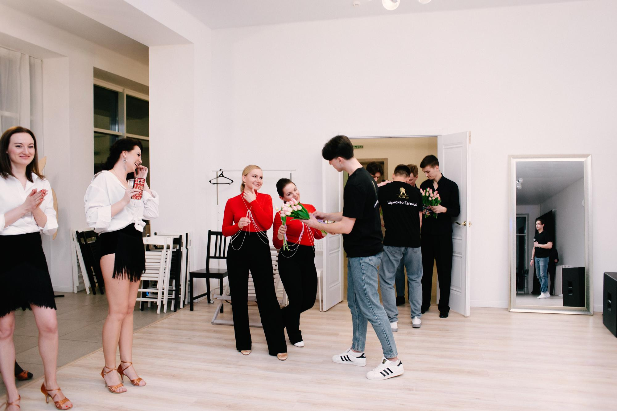 8 марта в коллективе ArtRise. Фотограф в Челябинске Любовь Денисенко