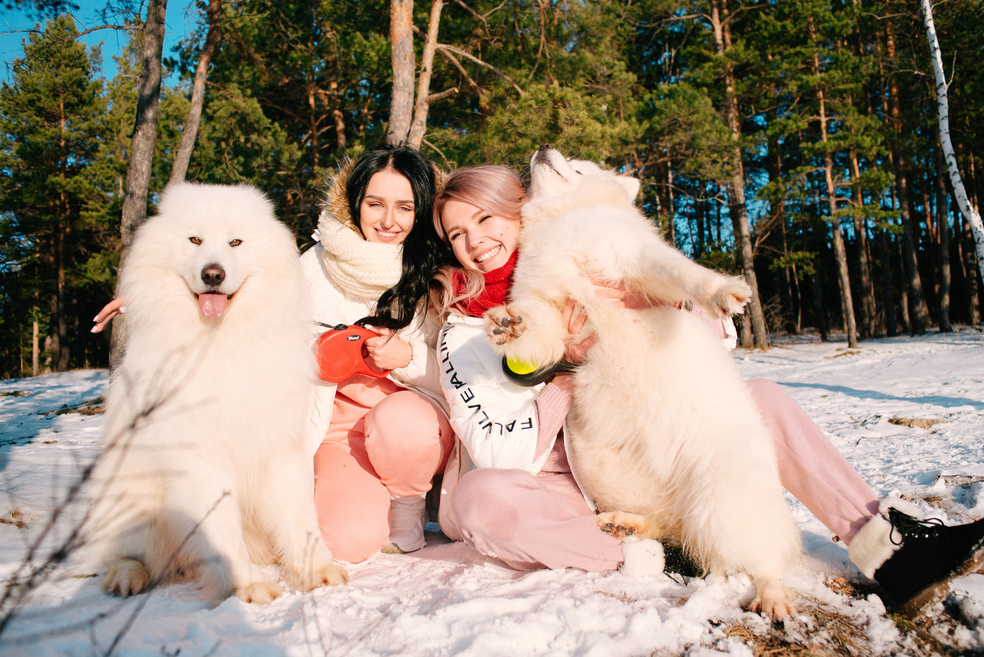Вика и Настя. Изумрудный. Фотограф в Челябинске Любовь Денисенко