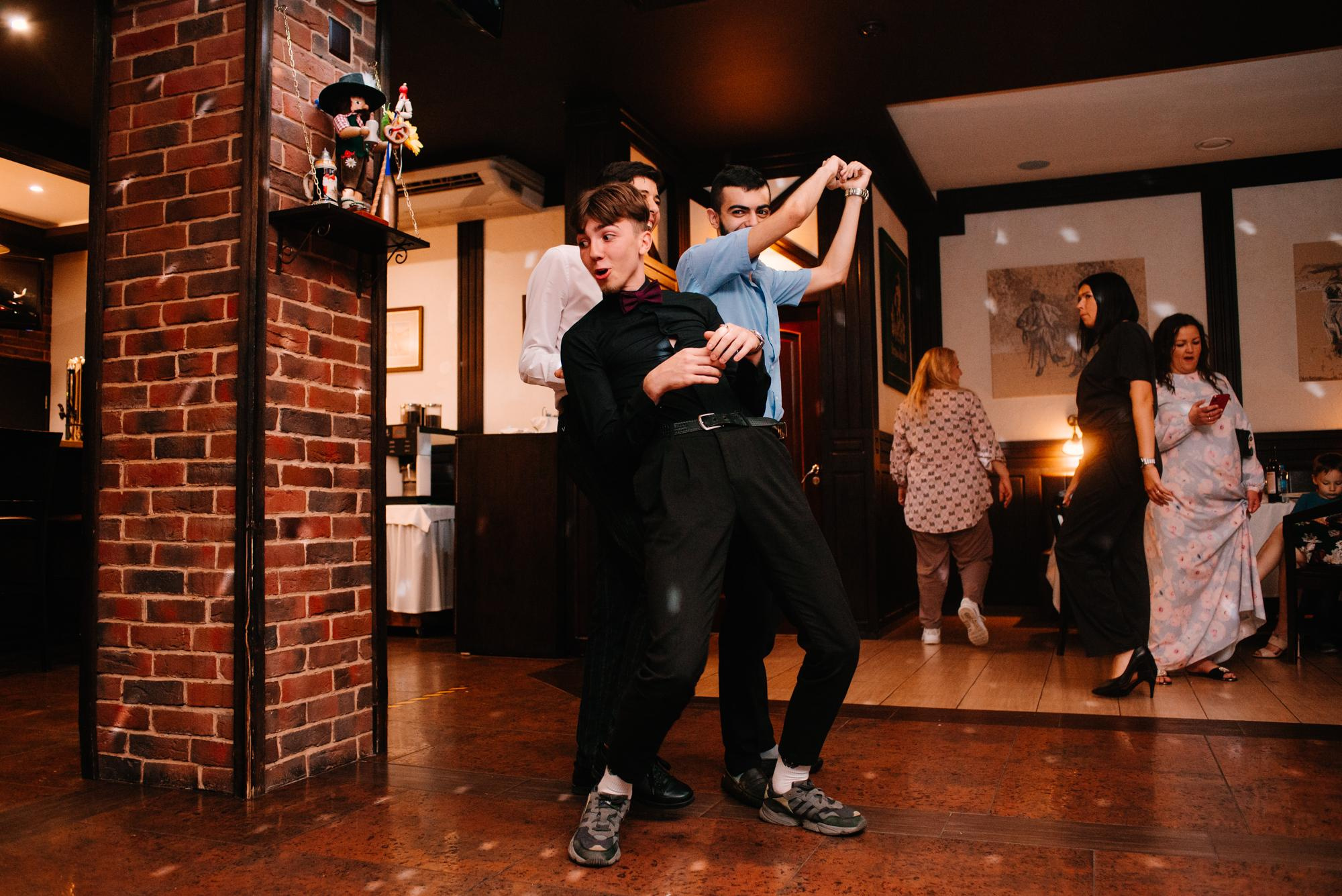 Выпускной 2021 Король Густав. Фотограф в Челябинске Любовь Денисенко