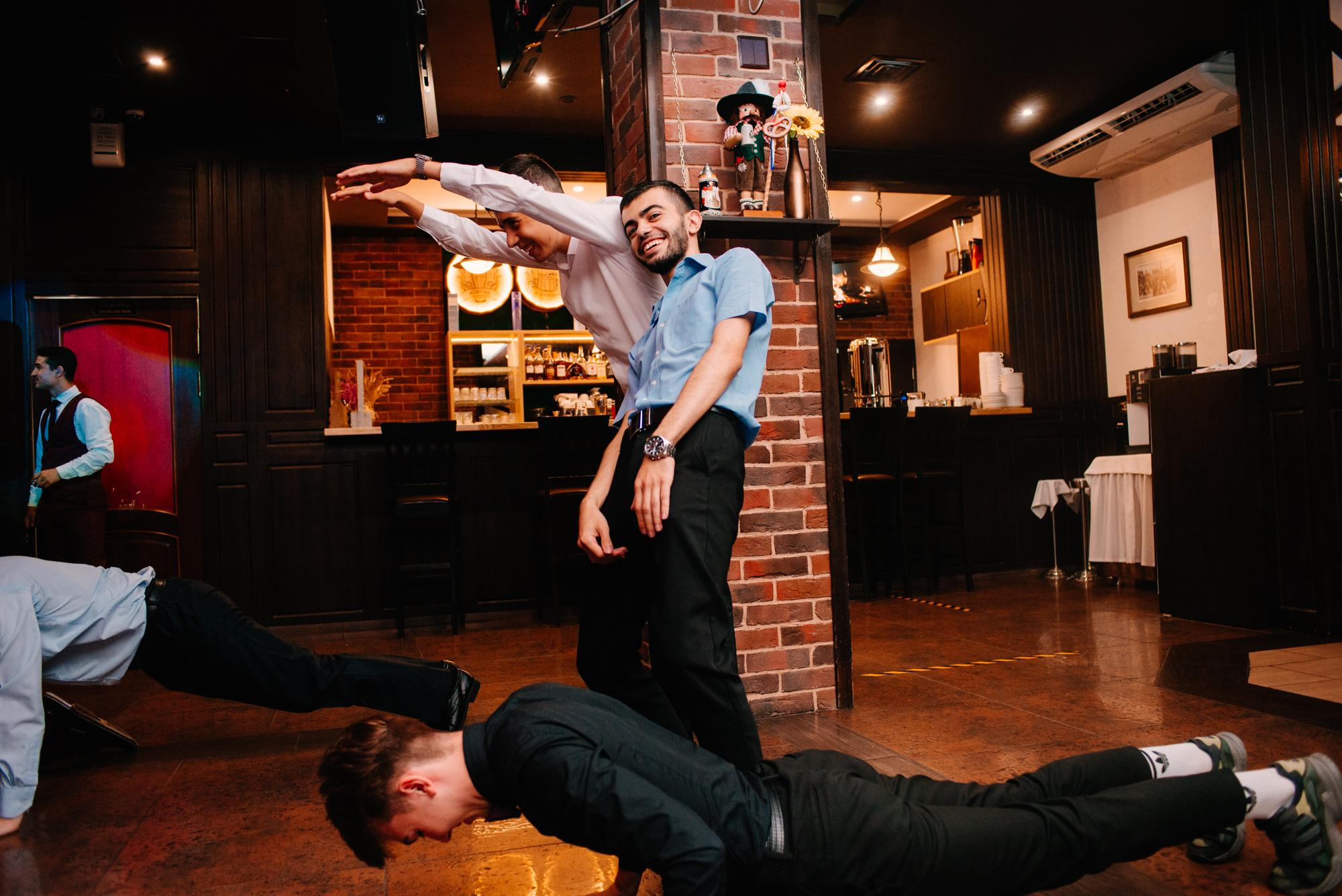 Выпускной 2021 Король Густав. Фотограф в Челябинске Любовь Денисенко