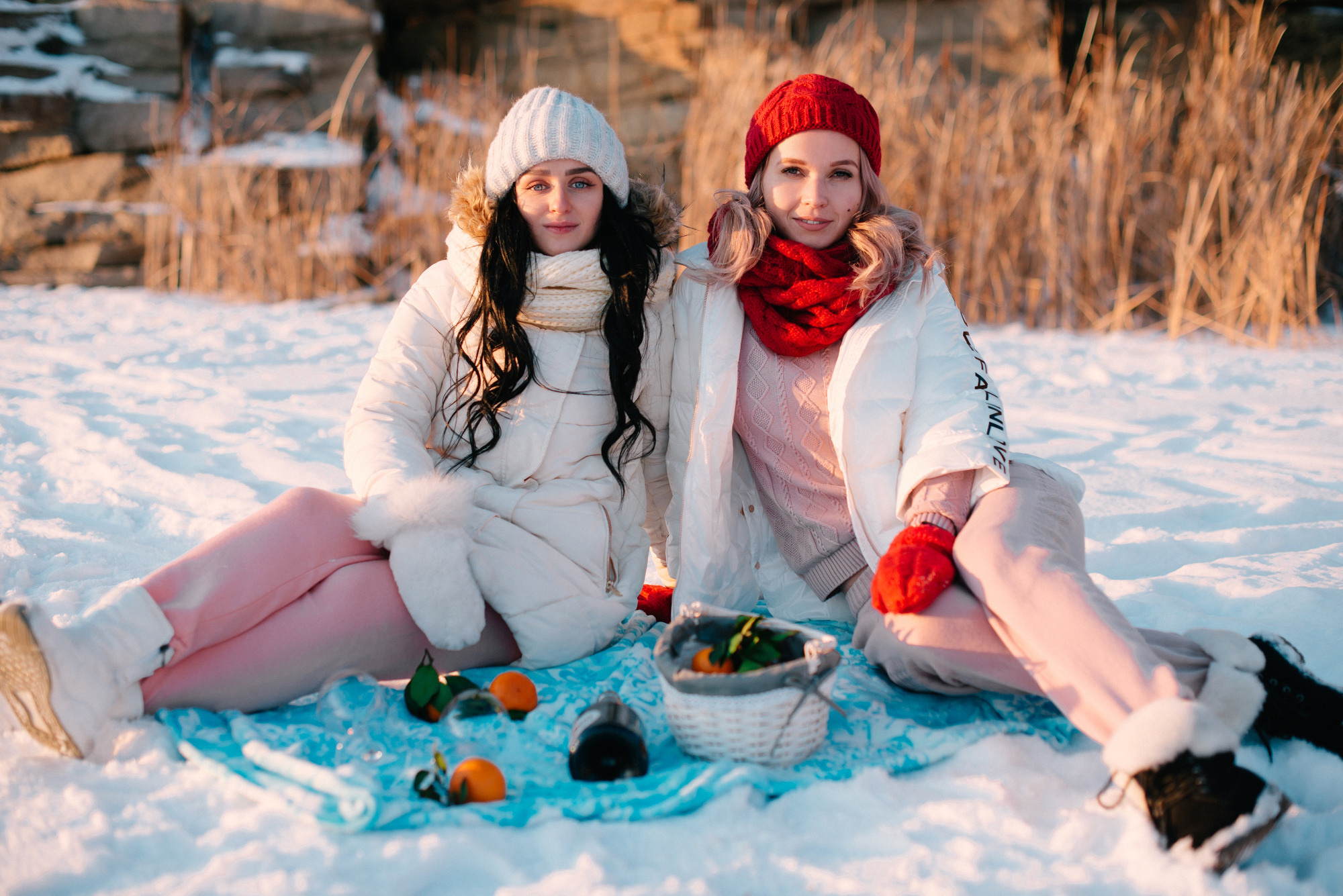 Вика и Настя. Изумрудный. Фотограф в Челябинске Любовь Денисенко
