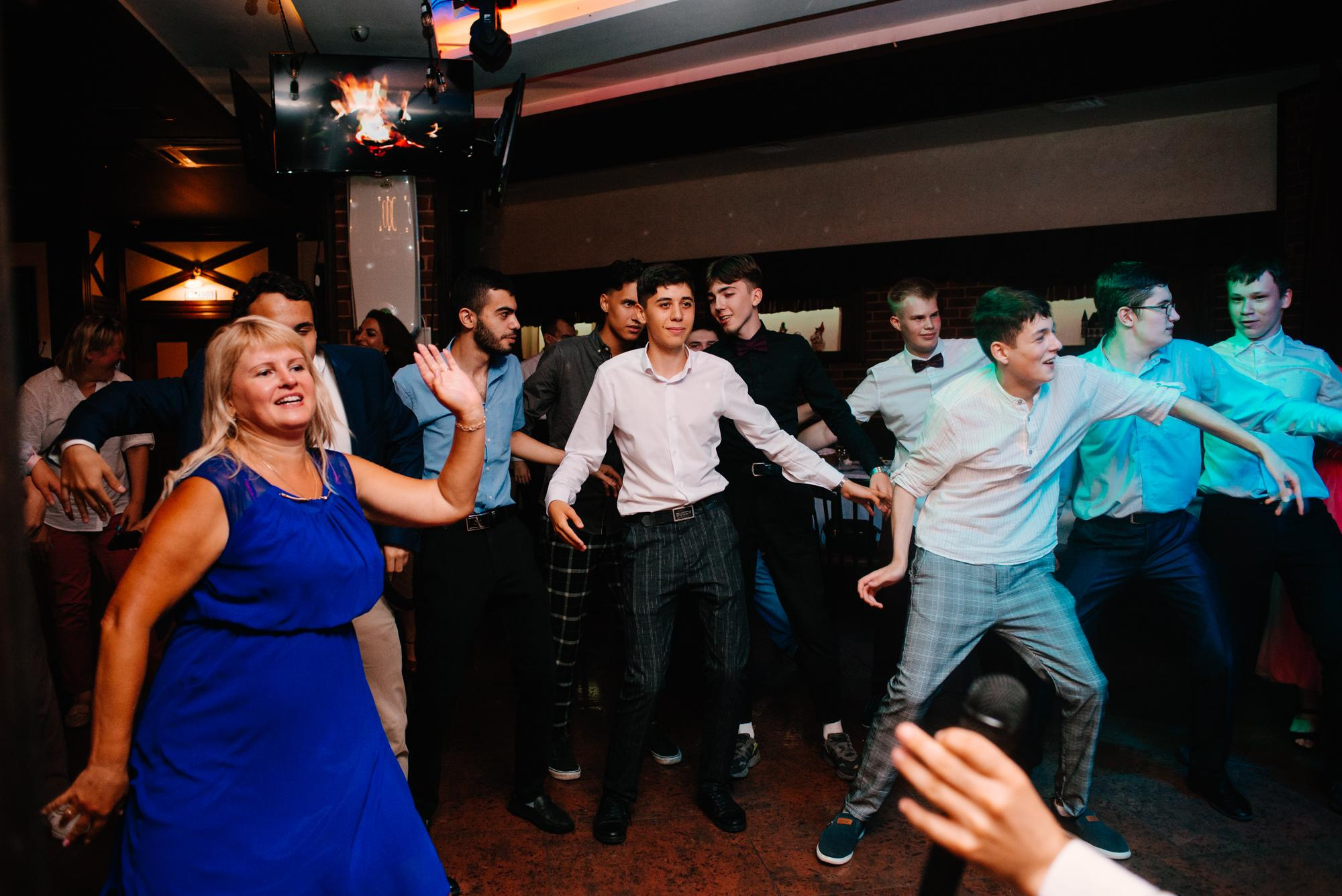 Выпускной 2021 Король Густав. Фотограф в Челябинске Любовь Денисенко