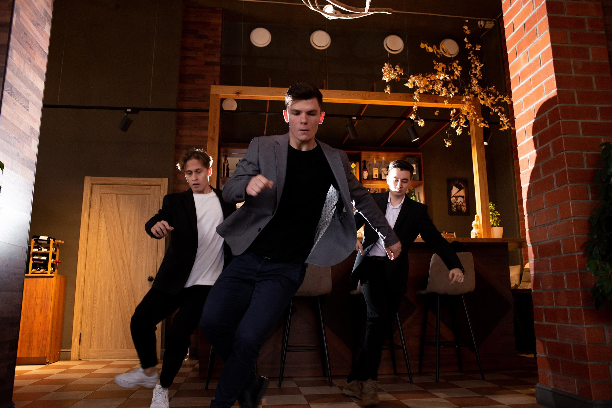 Мужской танцевальный клуб. Фотограф в Челябинске Любовь Денисенко