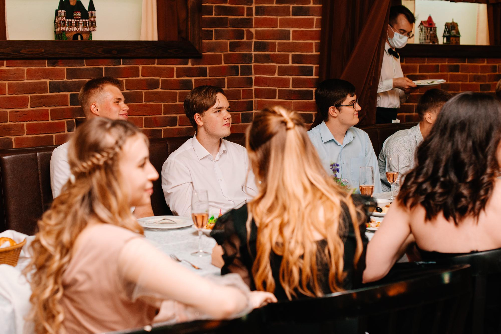 Выпускной 2021 Король Густав. Фотограф в Челябинске Любовь Денисенко