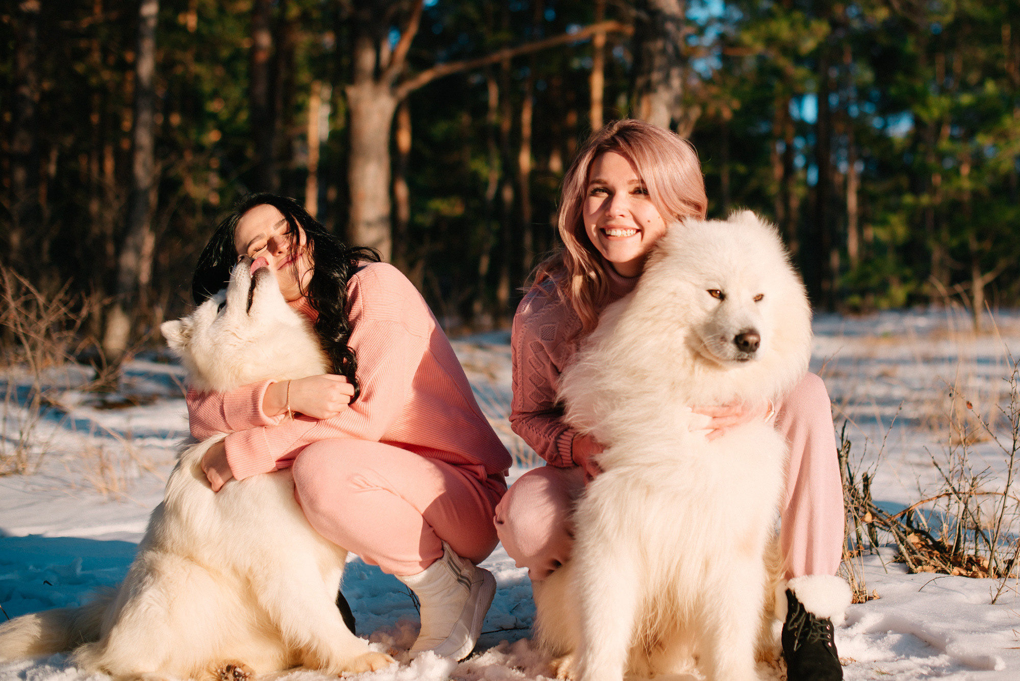 Вика и Настя. Изумрудный. Фотограф в Челябинске Любовь Денисенко
