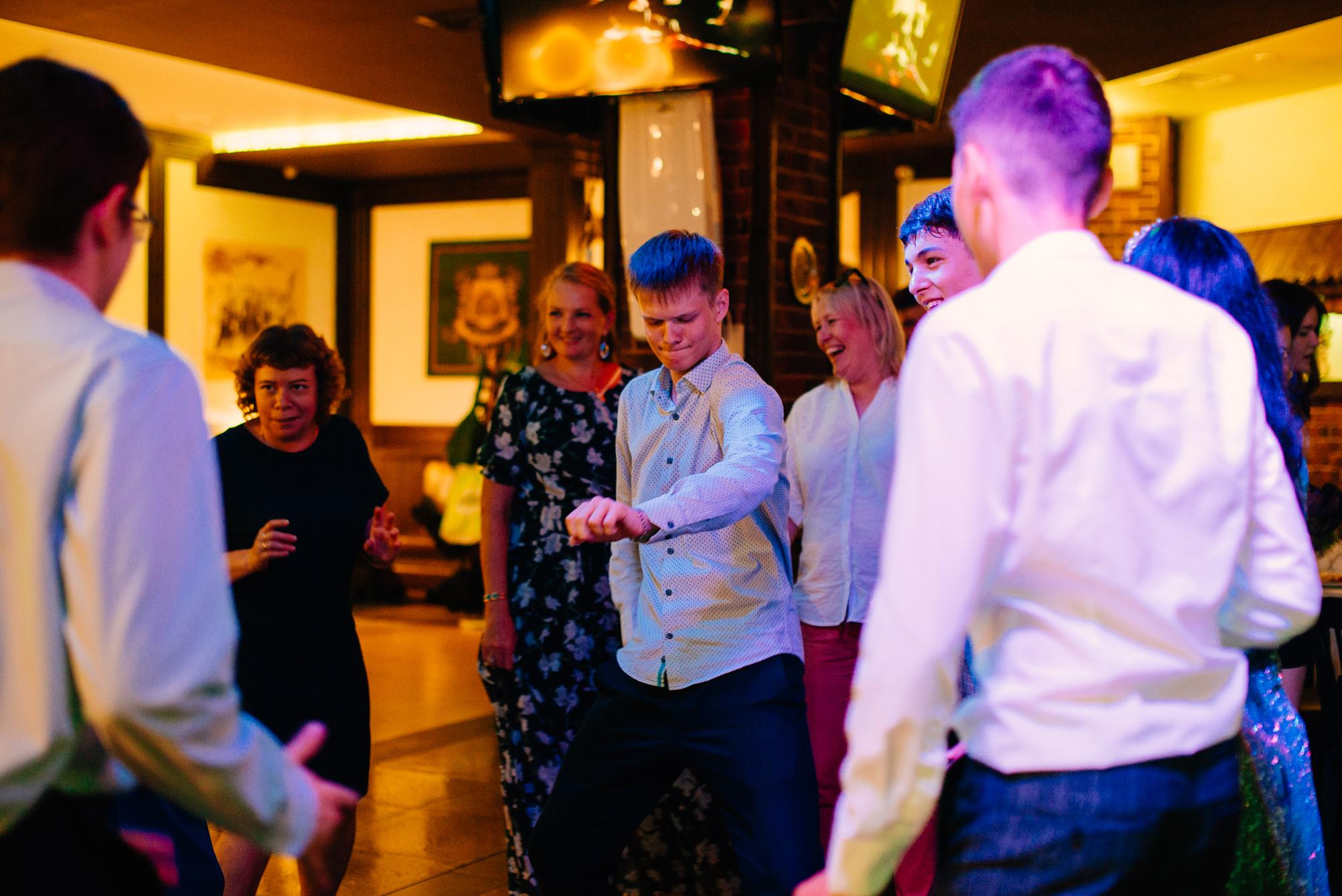 Выпускной 2021 Король Густав. Фотограф в Челябинске Любовь Денисенко