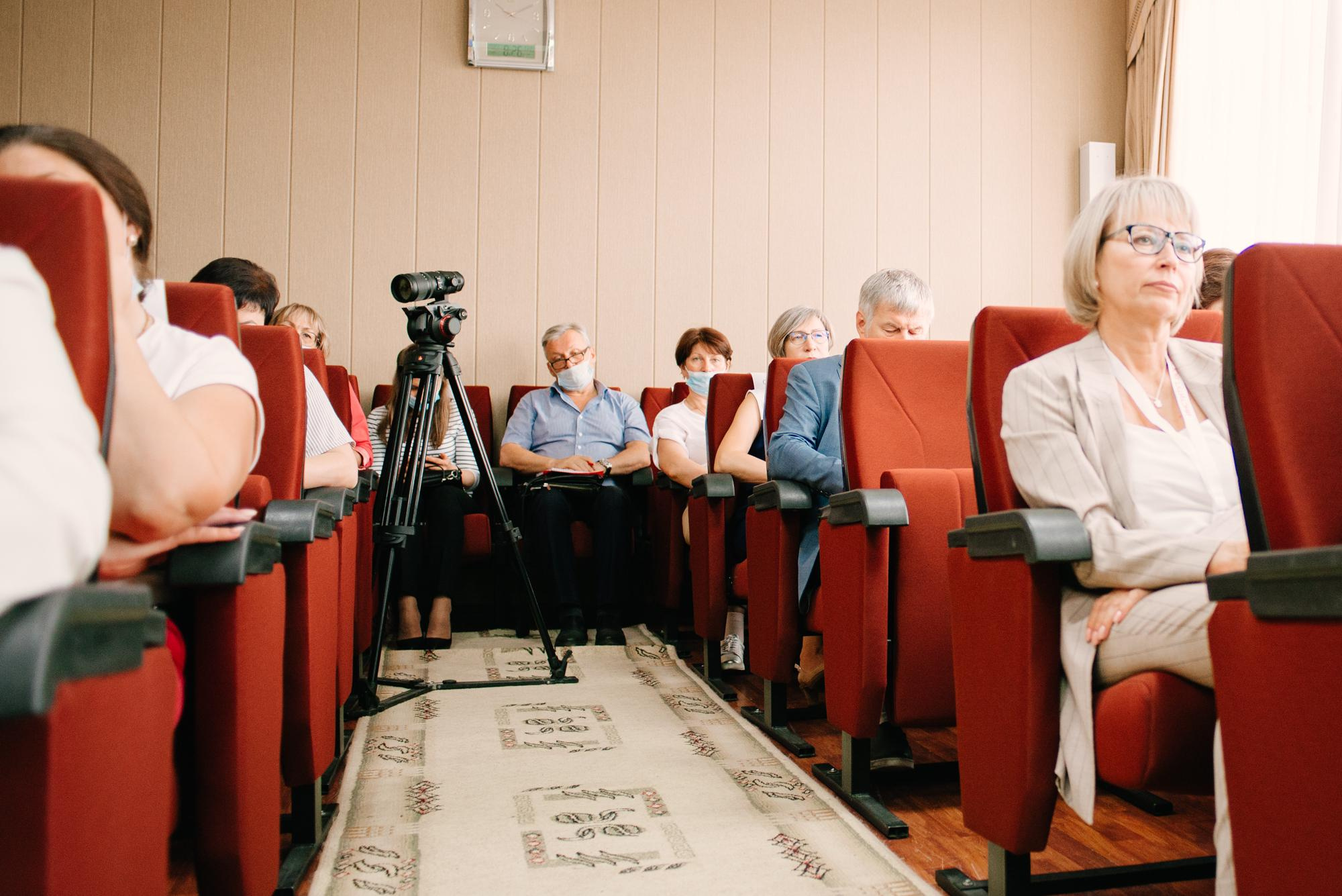 Окружное совещание по вопросам разработки и реализации программ воспитания. Фотограф в Челябинске Любовь Денисенко