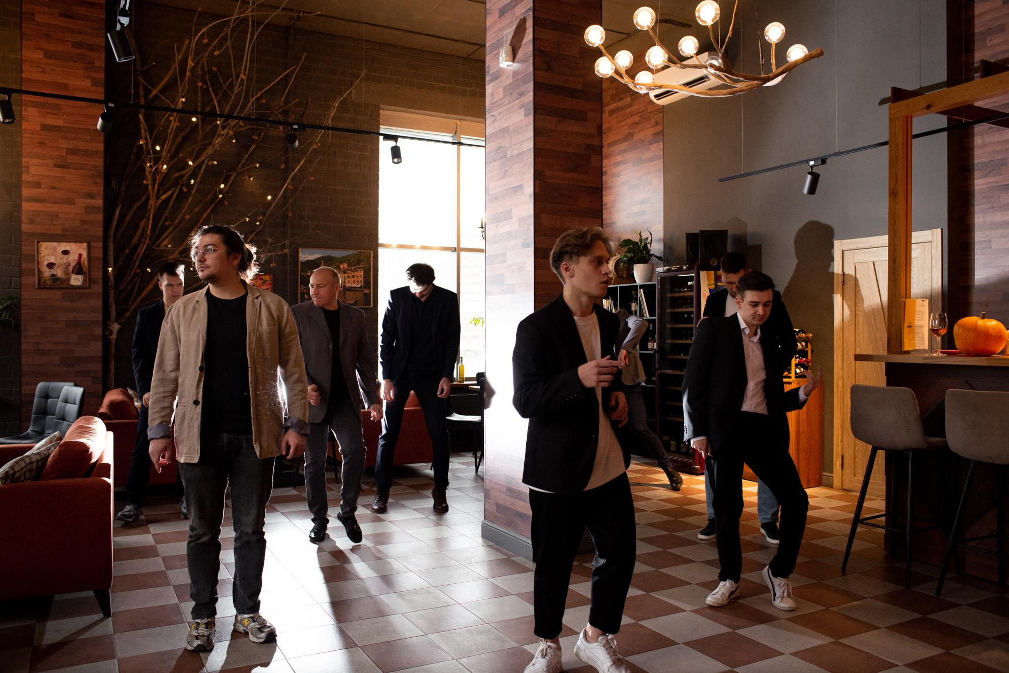 Мужской танцевальный клуб. Фотограф в Челябинске Любовь Денисенко