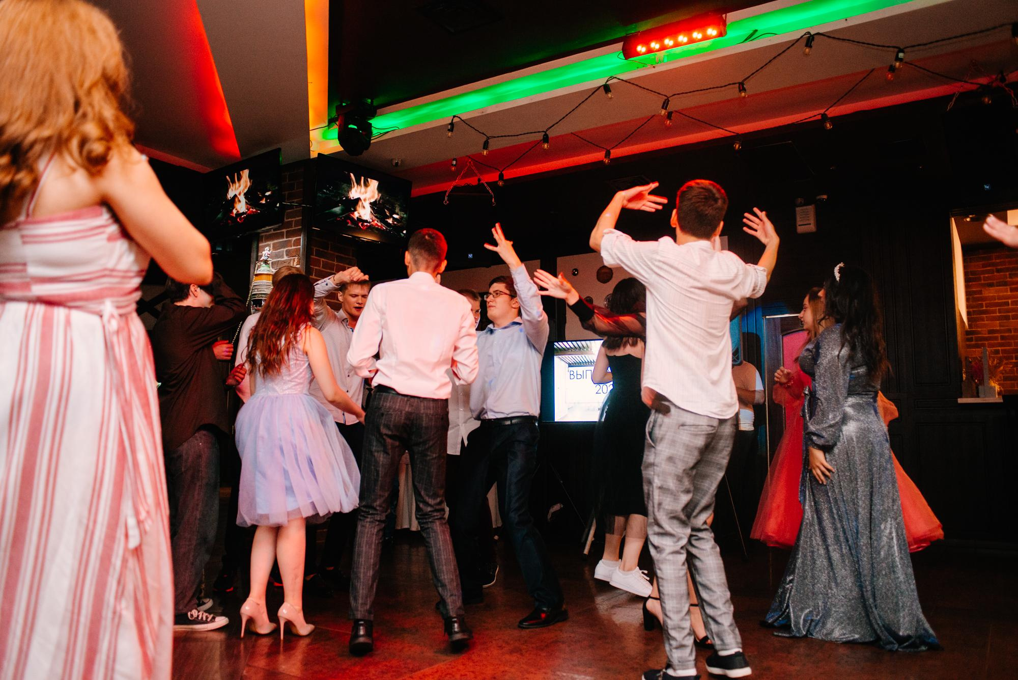 Выпускной 2021 Король Густав. Фотограф в Челябинске Любовь Денисенко