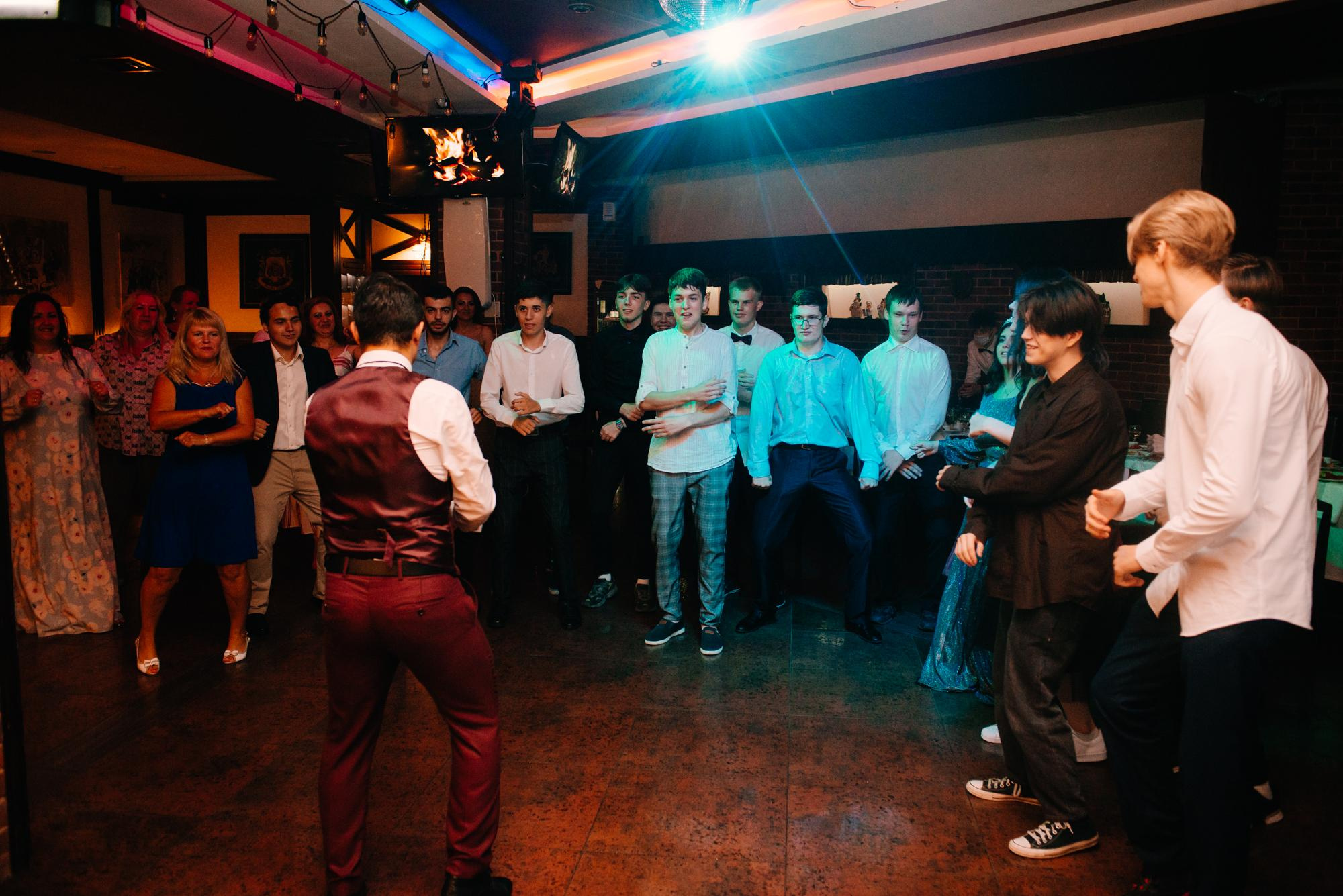 Выпускной 2021 Король Густав. Фотограф в Челябинске Любовь Денисенко