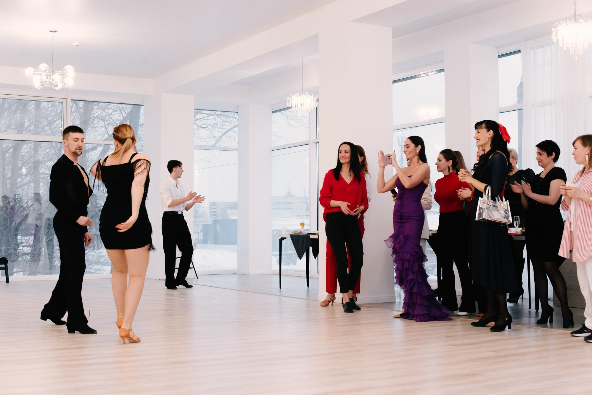 8 марта в коллективе ArtRise. Фотограф в Челябинске Любовь Денисенко