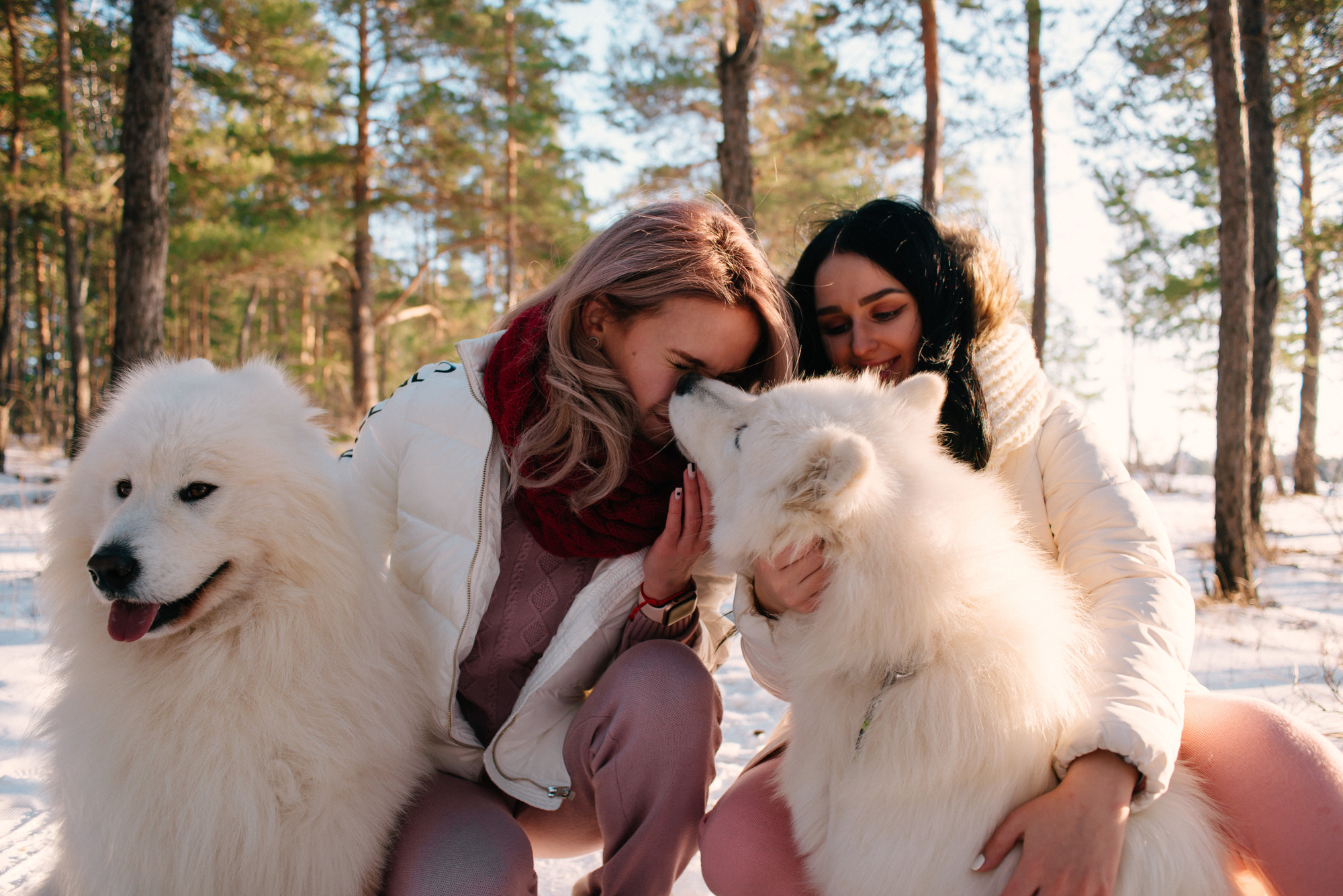 Вика и Настя. Изумрудный. Фотограф в Челябинске Любовь Денисенко