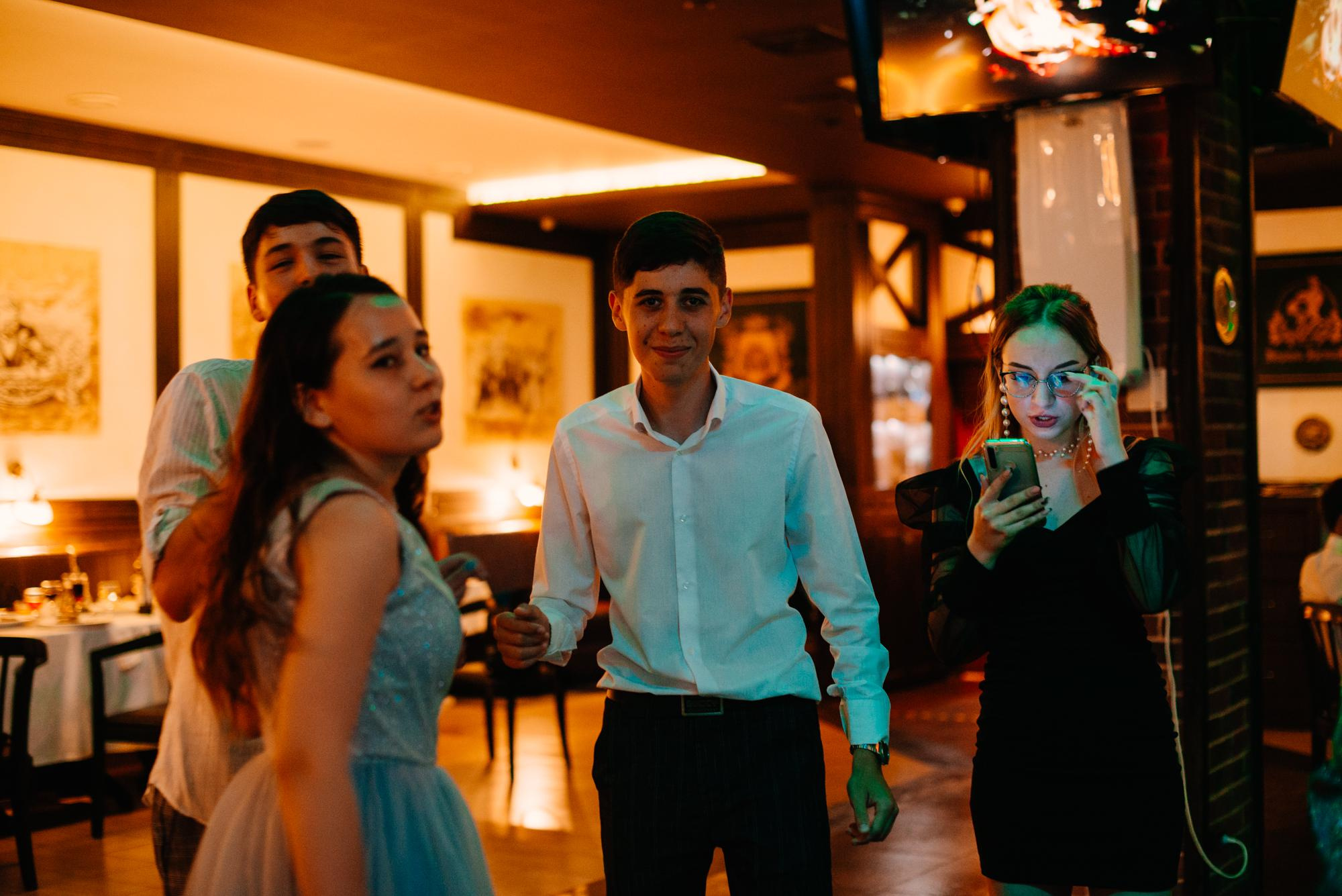 Выпускной 2021 Король Густав. Фотограф в Челябинске Любовь Денисенко