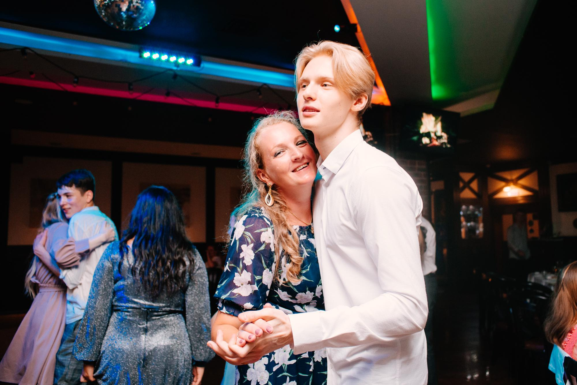 Выпускной 2021 Король Густав. Фотограф в Челябинске Любовь Денисенко