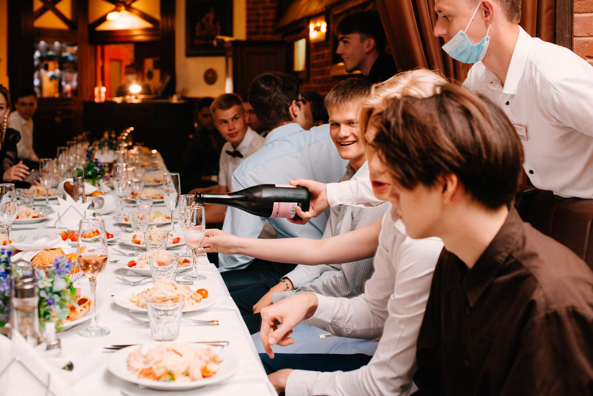 Выпускной 2021 Король Густав. Фотограф в Челябинске Любовь Денисенко