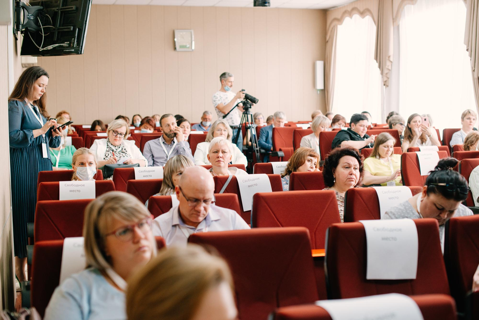 Окружное совещание по вопросам разработки и реализации программ воспитания. Фотограф в Челябинске Любовь Денисенко