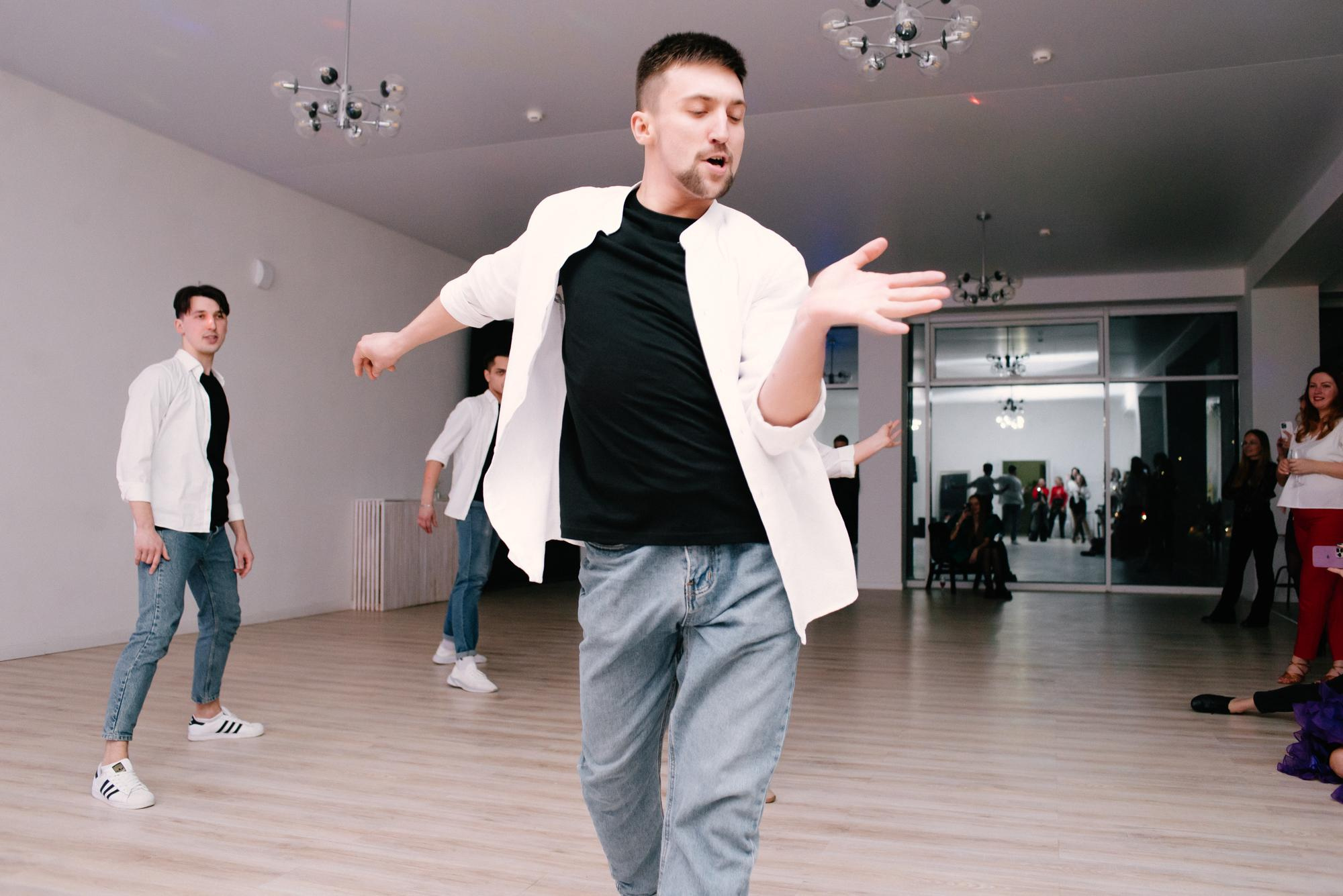 8 марта в коллективе ArtRise. Фотограф в Челябинске Любовь Денисенко