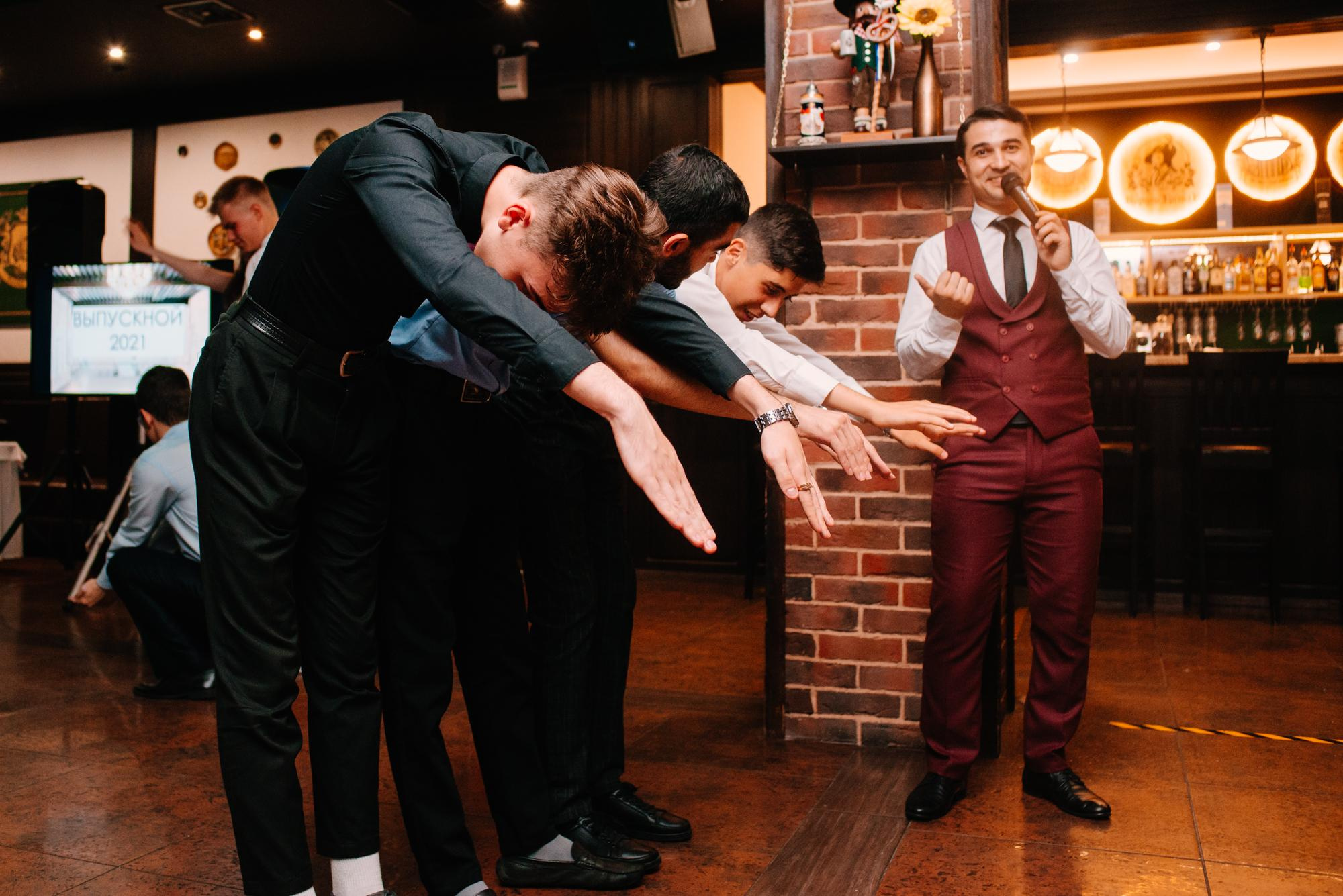 Выпускной 2021 Король Густав. Фотограф в Челябинске Любовь Денисенко