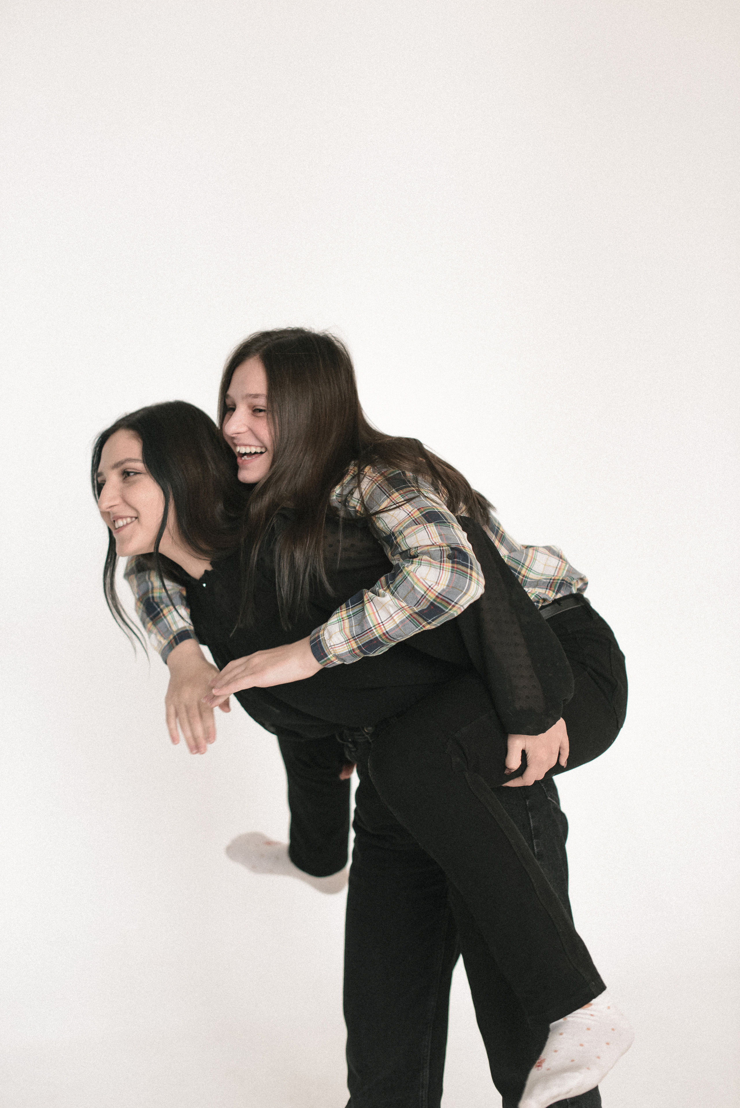 Сёстры Пирцхелани. Фотограф в Челябинске Любовь Денисенко