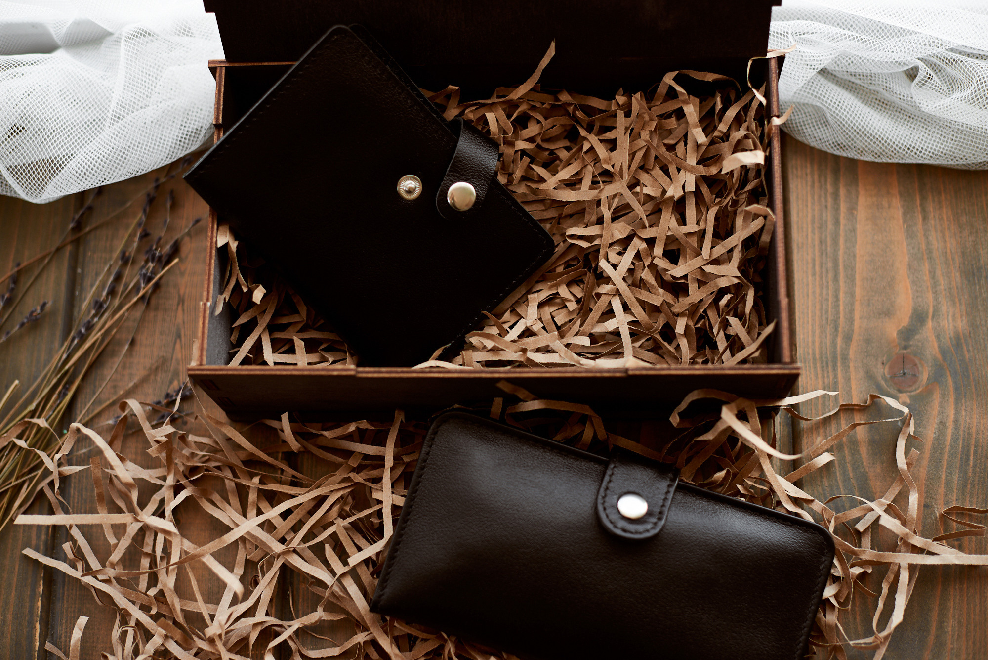 Магазин кожаных аксессуаров. Фотограф в Челябинске Любовь Денисенко