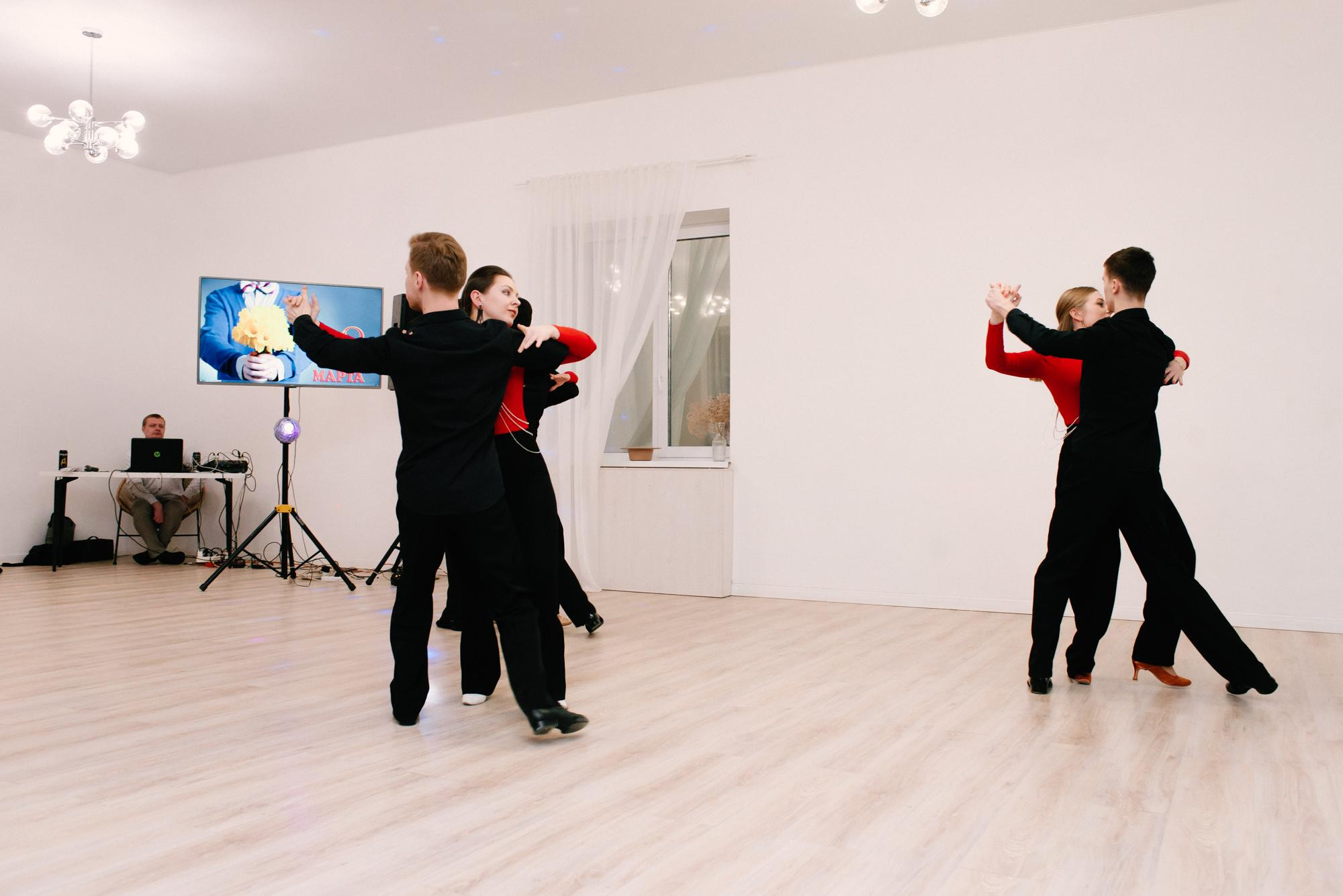 8 марта в коллективе ArtRise. Фотограф в Челябинске Любовь Денисенко