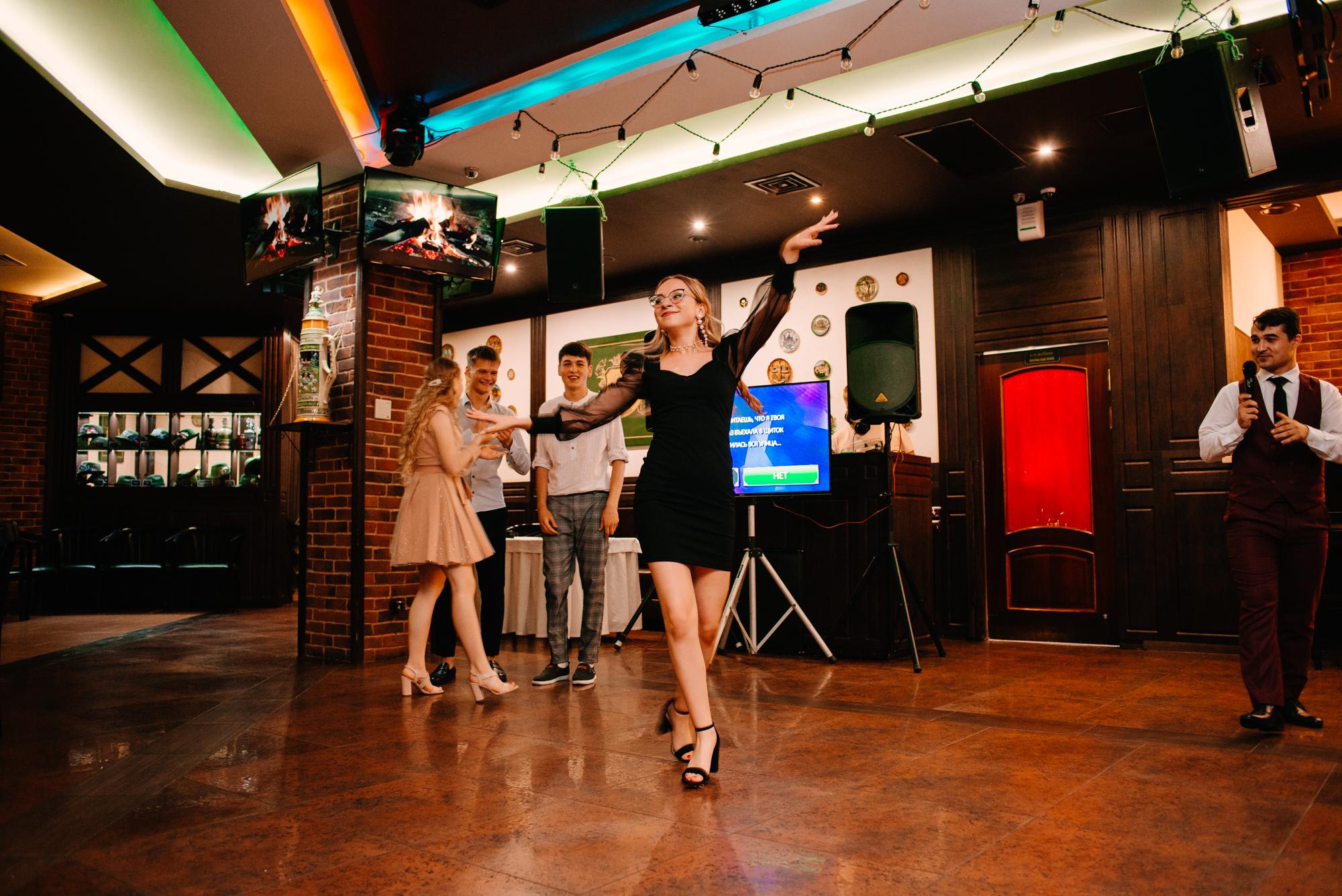 Выпускной 2021 Король Густав. Фотограф в Челябинске Любовь Денисенко