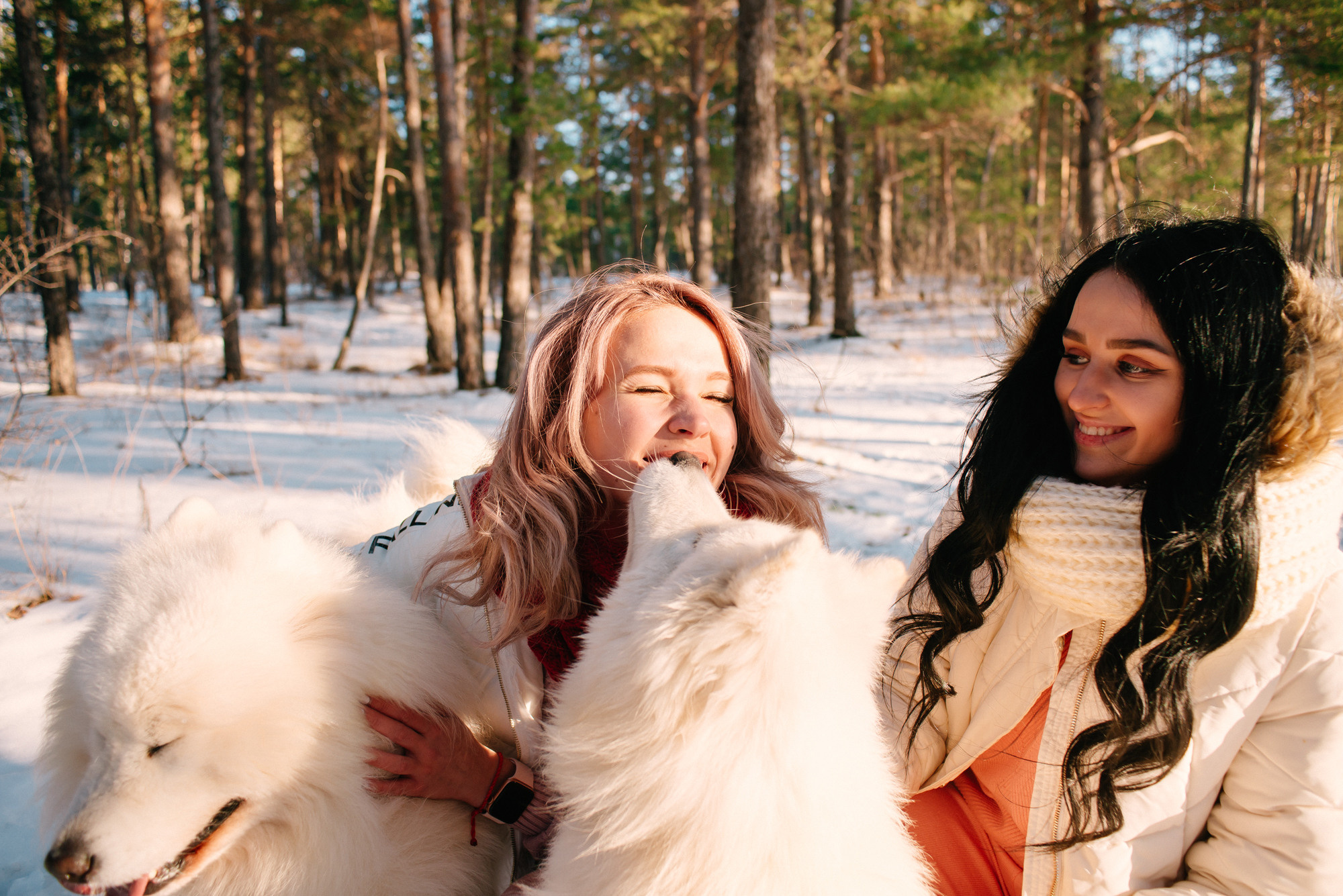 Вика и Настя. Изумрудный. Фотограф в Челябинске Любовь Денисенко