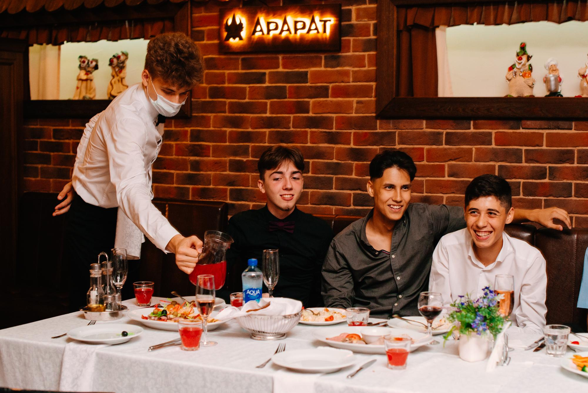 Выпускной 2021 Король Густав. Фотограф в Челябинске Любовь Денисенко