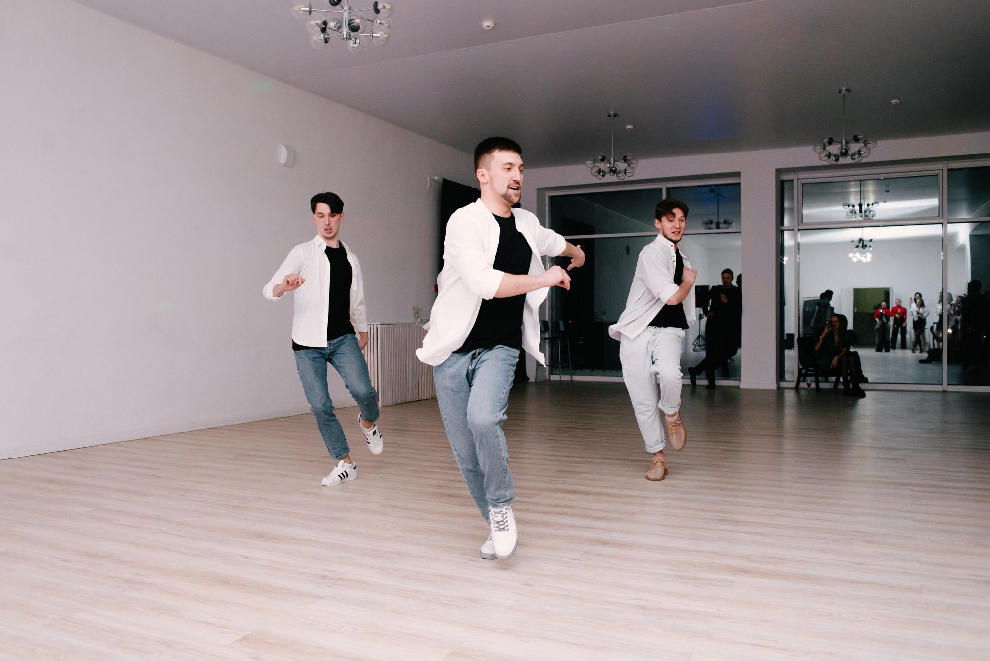 8 марта в коллективе ArtRise. Фотограф в Челябинске Любовь Денисенко