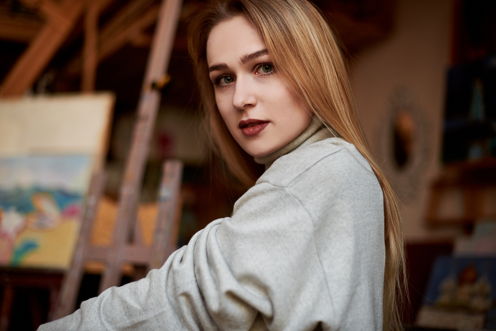 Надя в художественной студии Нюанс. Фотограф в Челябинске Любовь Денисенко