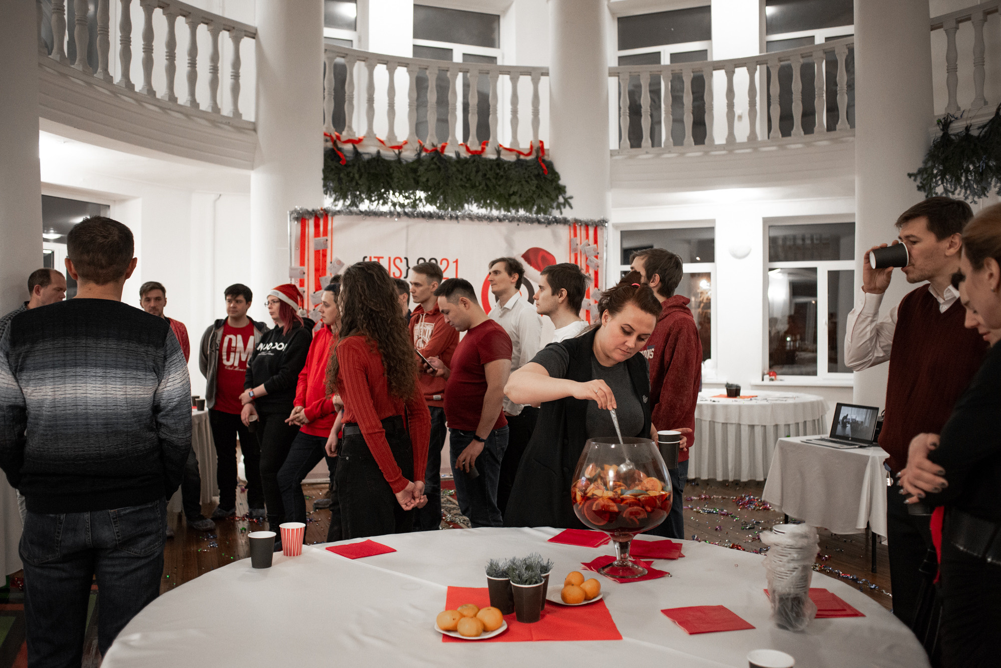 Новогодний корпоратив компании Интерсвязь. Фотограф в Челябинске Любовь Денисенко