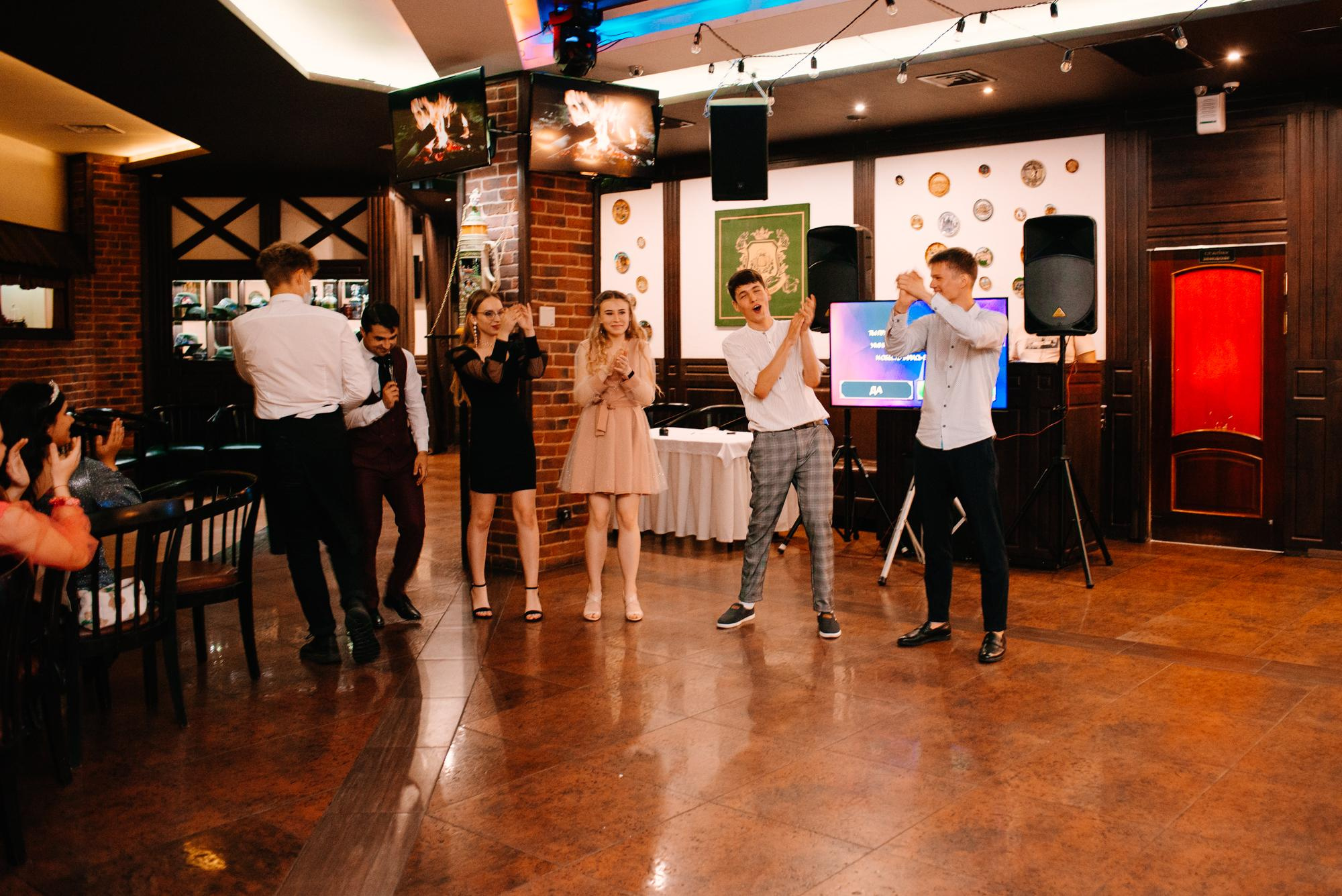 Выпускной 2021 Король Густав. Фотограф в Челябинске Любовь Денисенко