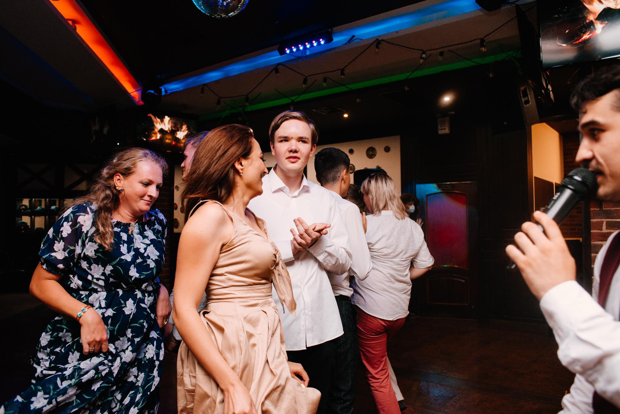 Выпускной 2021 Король Густав. Фотограф в Челябинске Любовь Денисенко