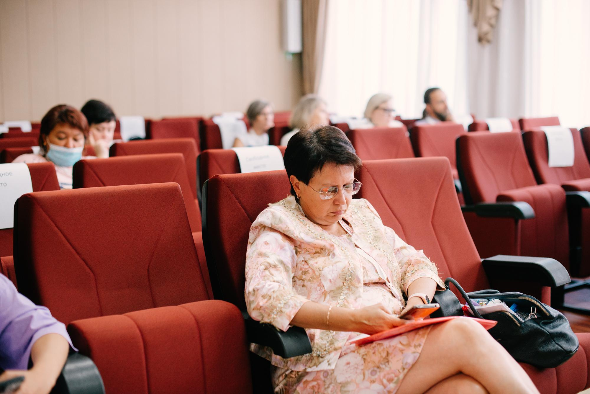 Окружное совещание по вопросам разработки и реализации программ воспитания. Фотограф в Челябинске Любовь Денисенко