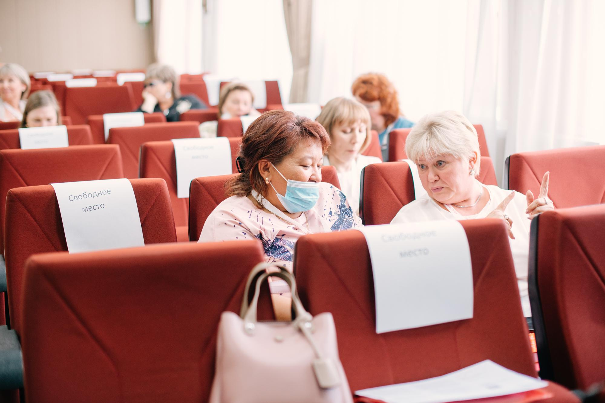 Окружное совещание по вопросам разработки и реализации программ воспитания. Фотограф в Челябинске Любовь Денисенко