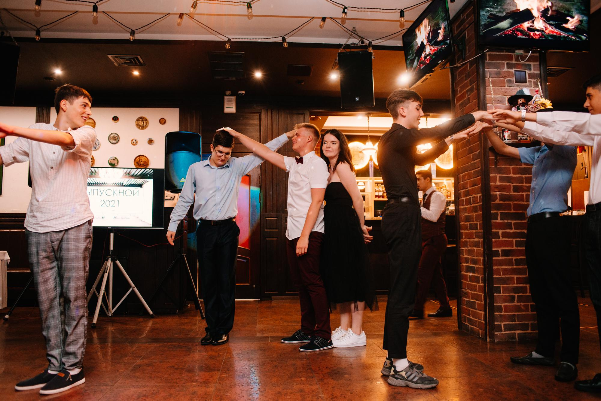 Выпускной 2021 Король Густав. Фотограф в Челябинске Любовь Денисенко