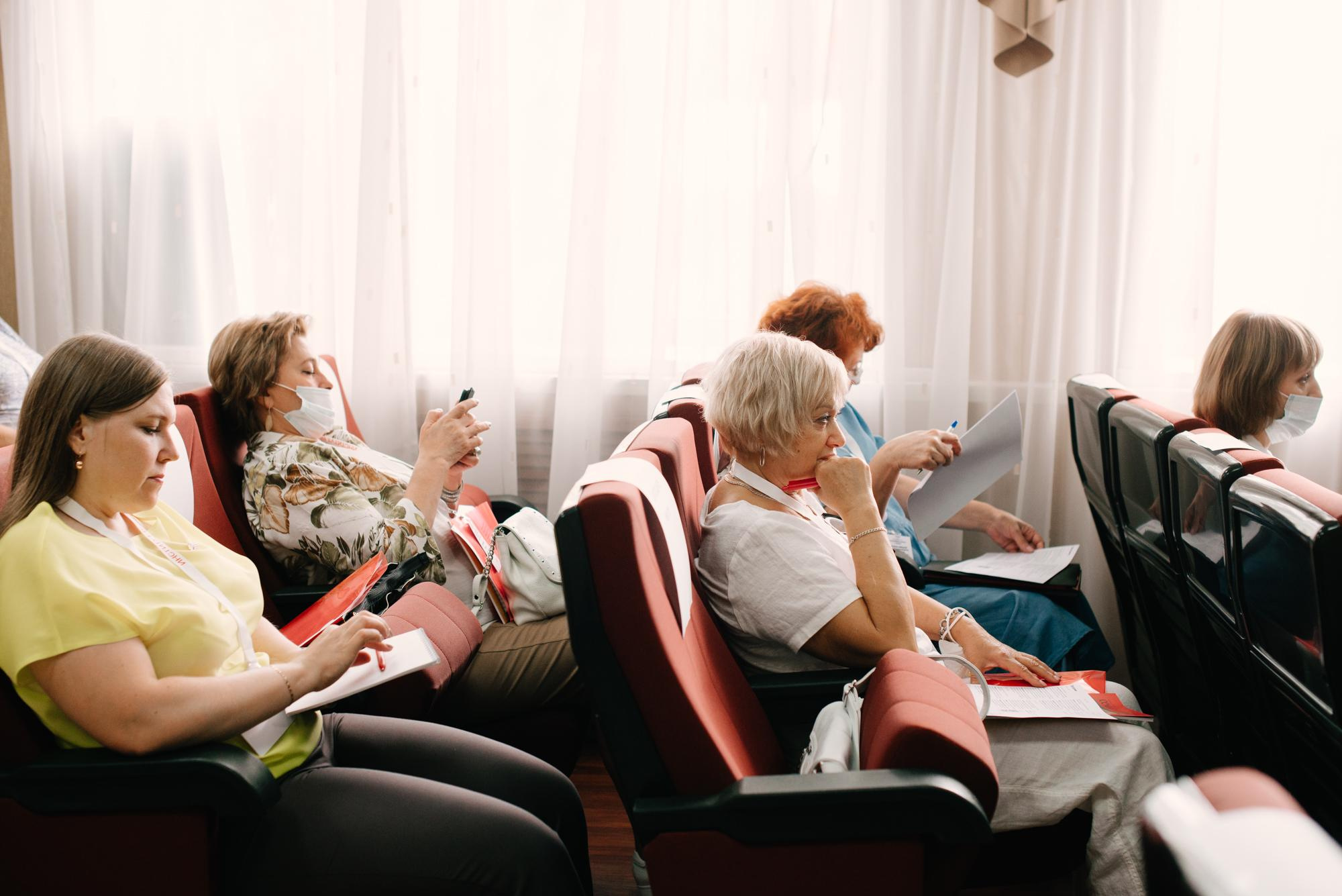 Окружное совещание по вопросам разработки и реализации программ воспитания. Фотограф в Челябинске Любовь Денисенко