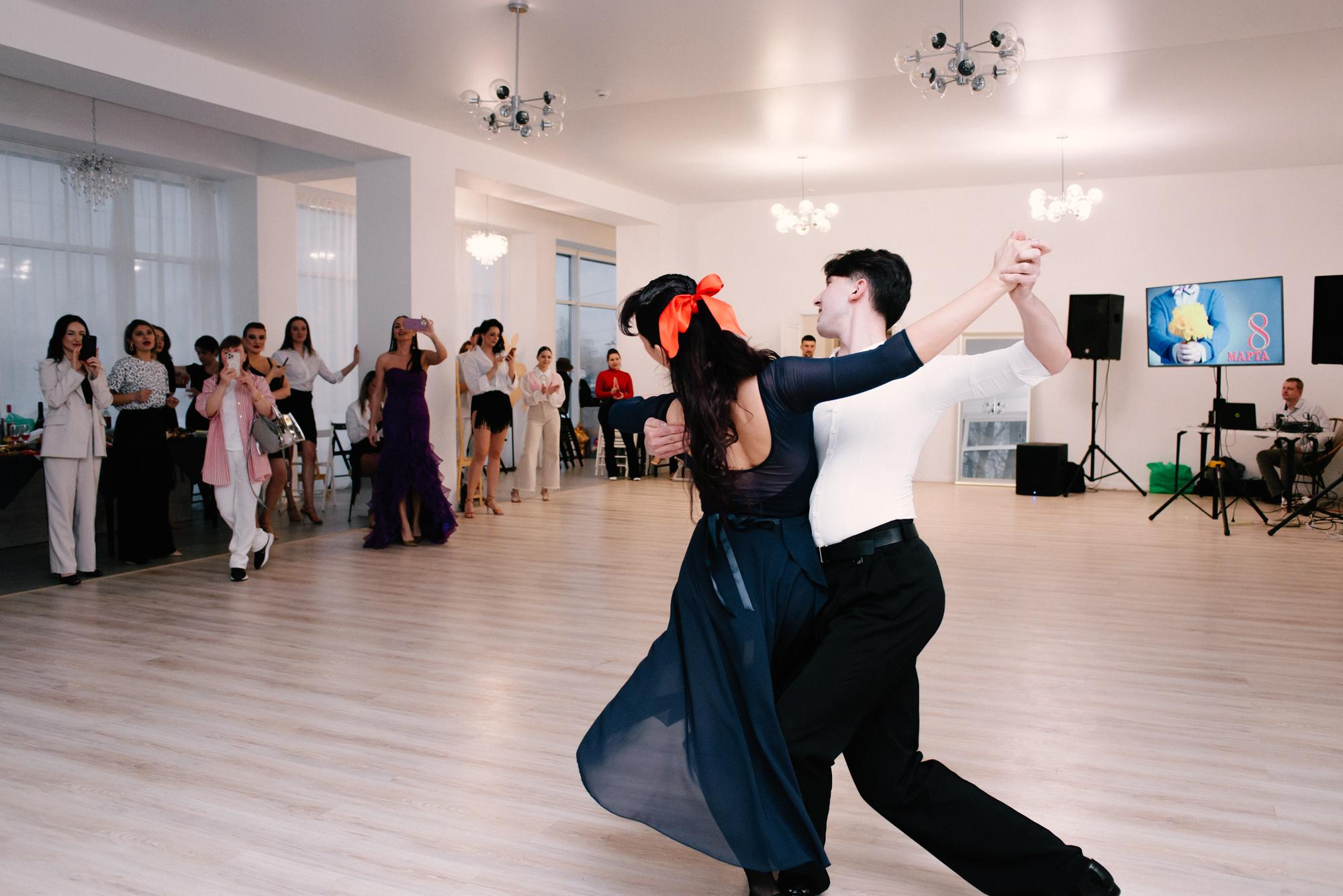 8 марта в коллективе ArtRise. Фотограф в Челябинске Любовь Денисенко