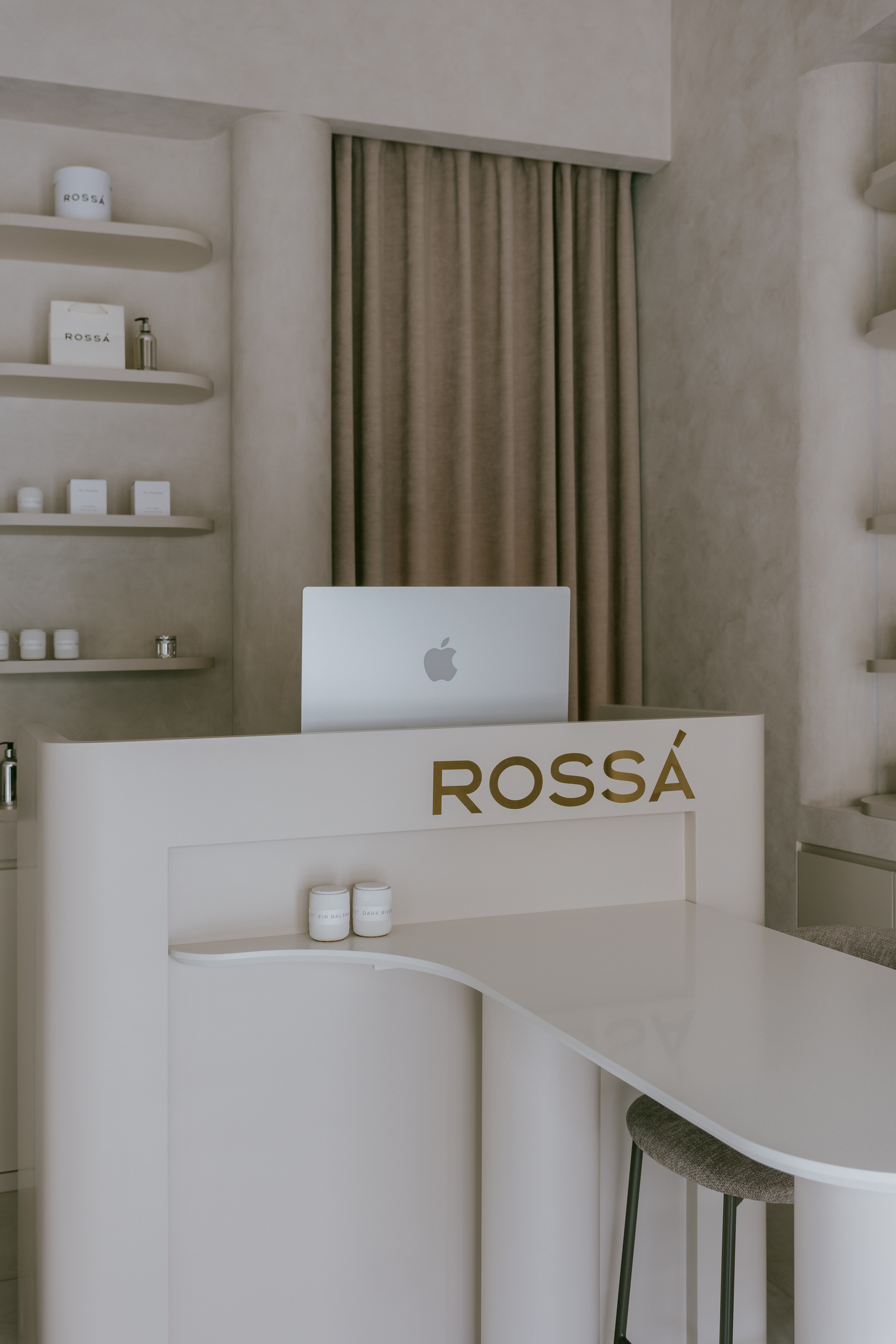 Rossa Store by Nachalo Design. Ekaterina Symidi. Interior Photographer
