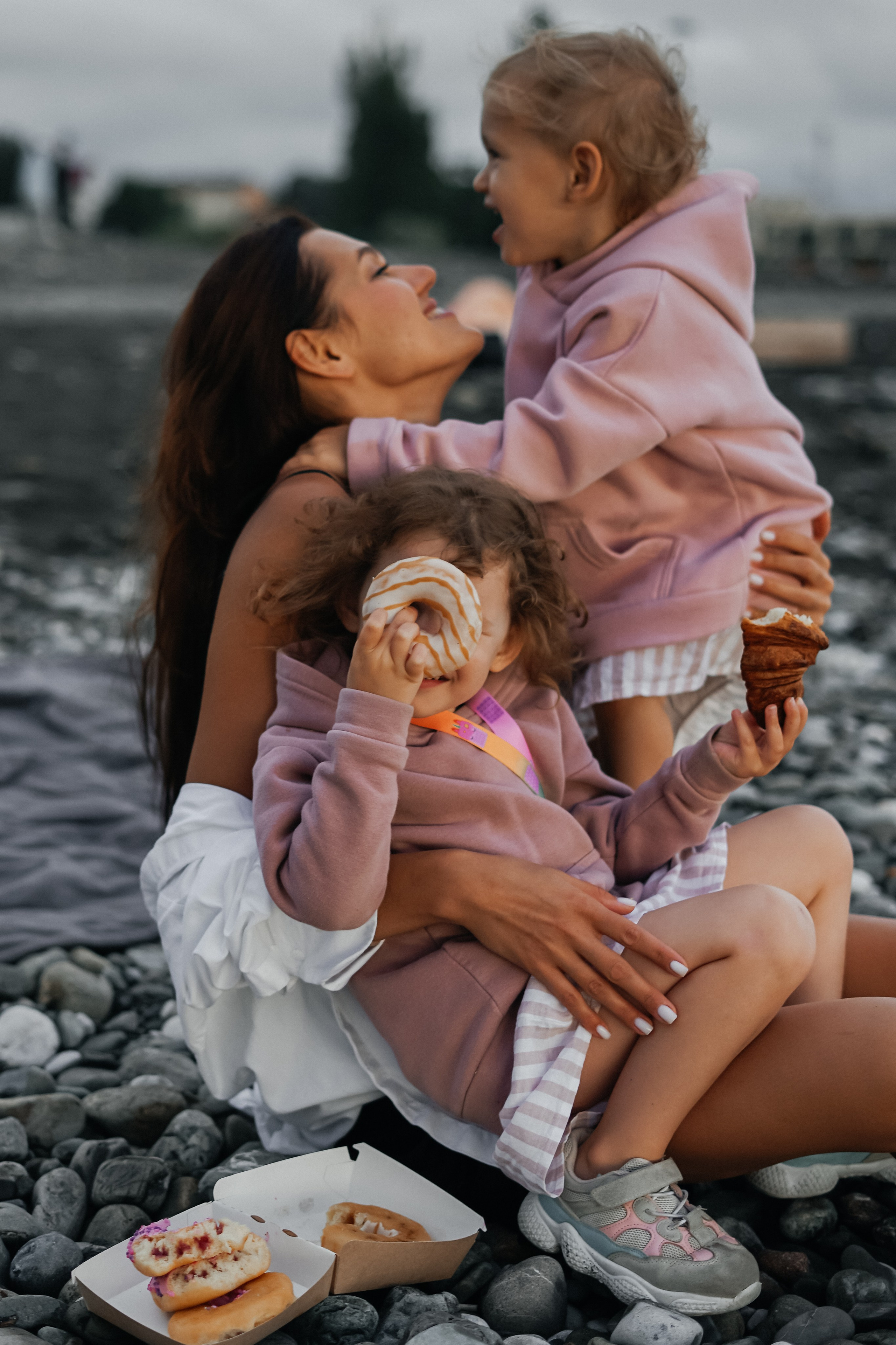 Сестры и их дочки. Главная