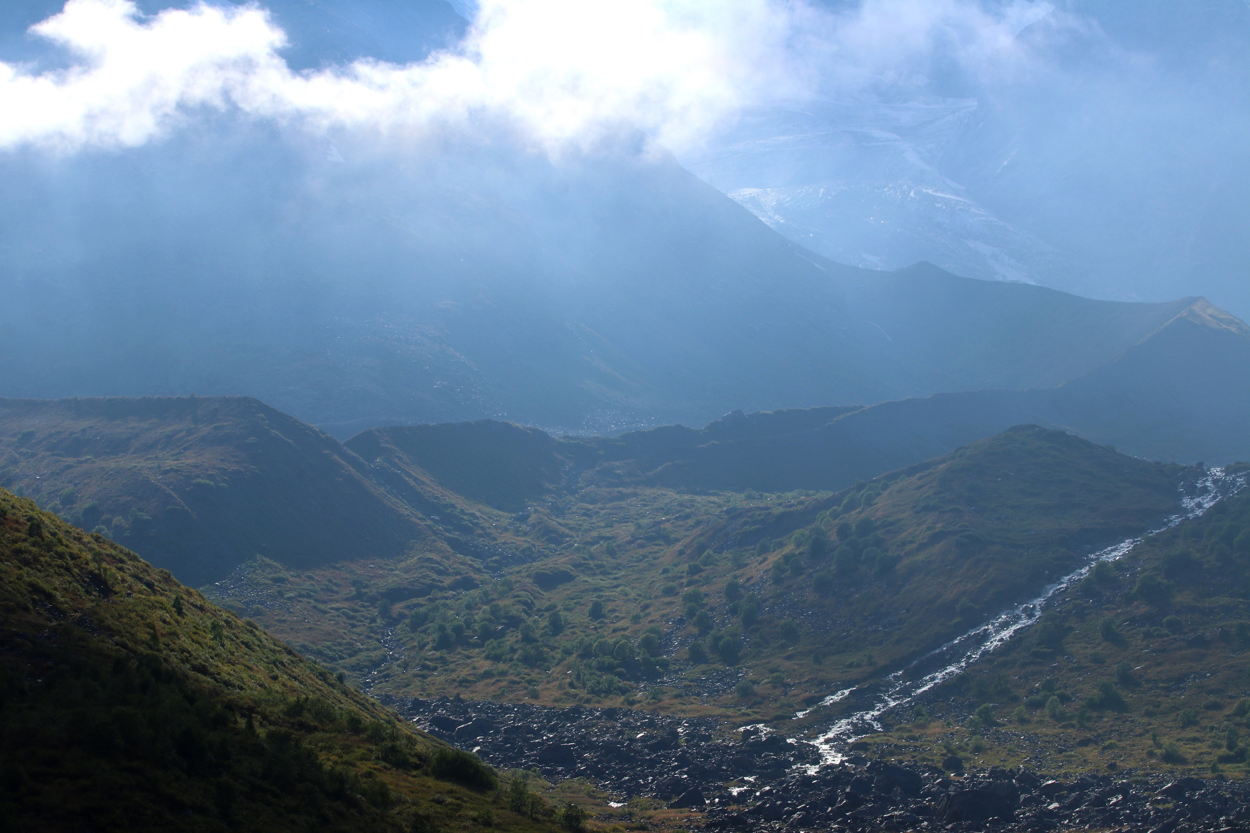 Приэльбрусье. Сентябрь 2024. Путешественник-фотограф из Санкт-Петербурга Татьяна Свистулина