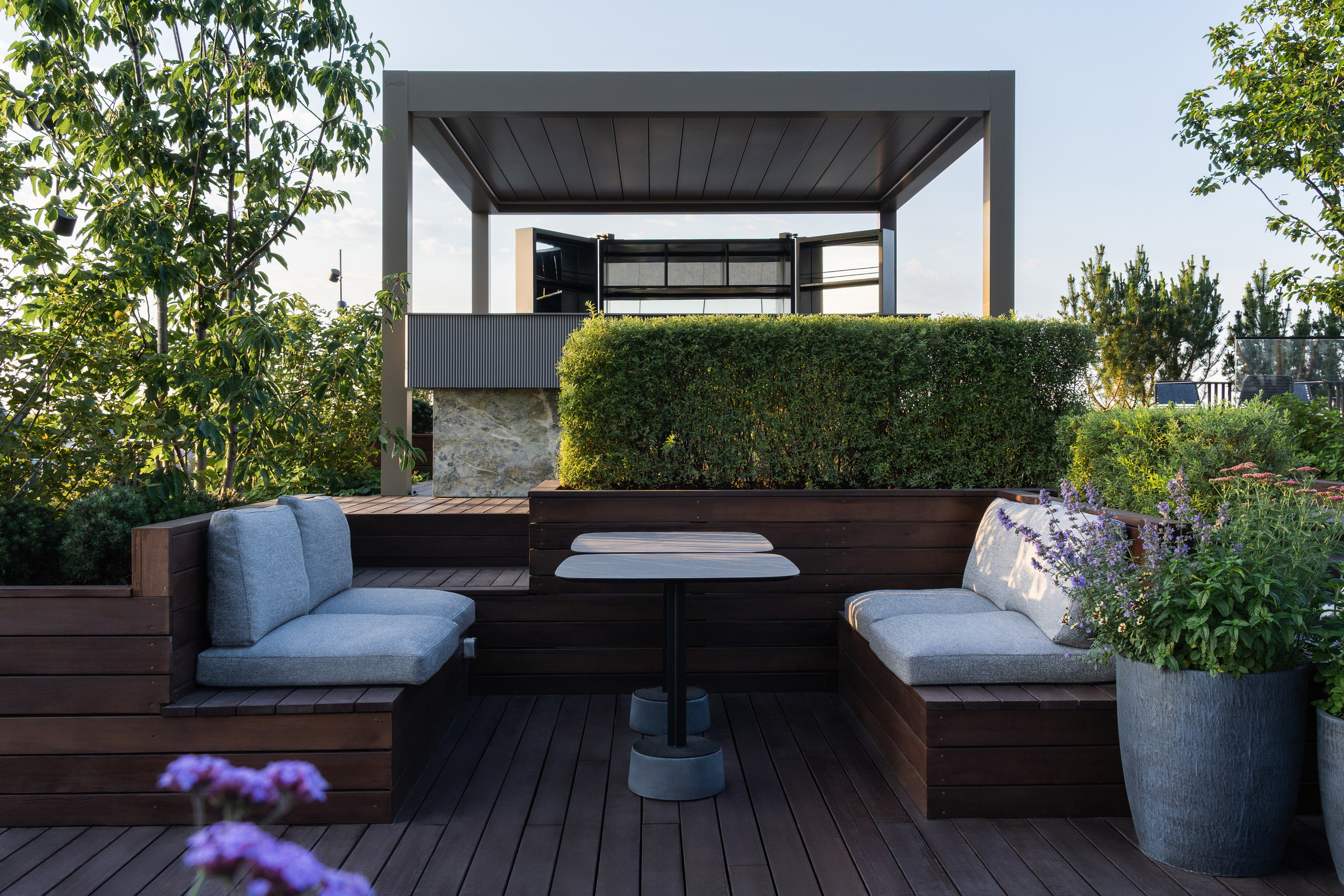 Brusnika office terrace, Moscow. Артамонов Александр | Архитектурный и ландшафтный фотограф