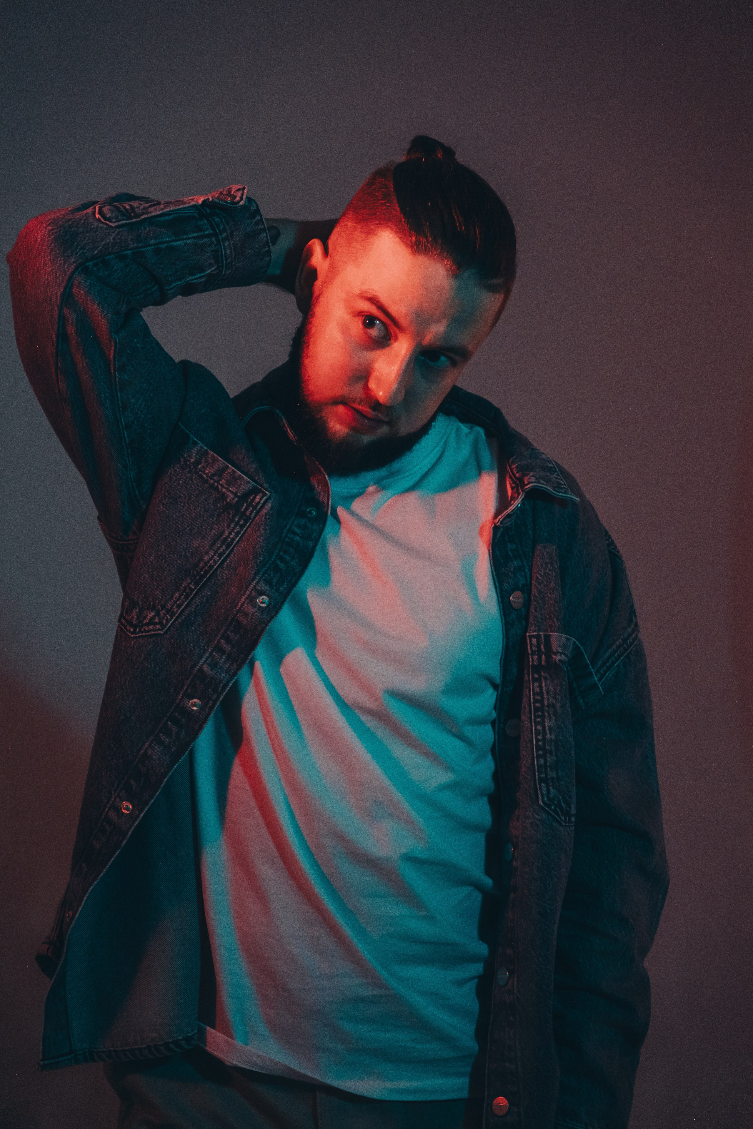 Студийная с цветным светом. Фотограф в Иркутске Анна Мирошникова