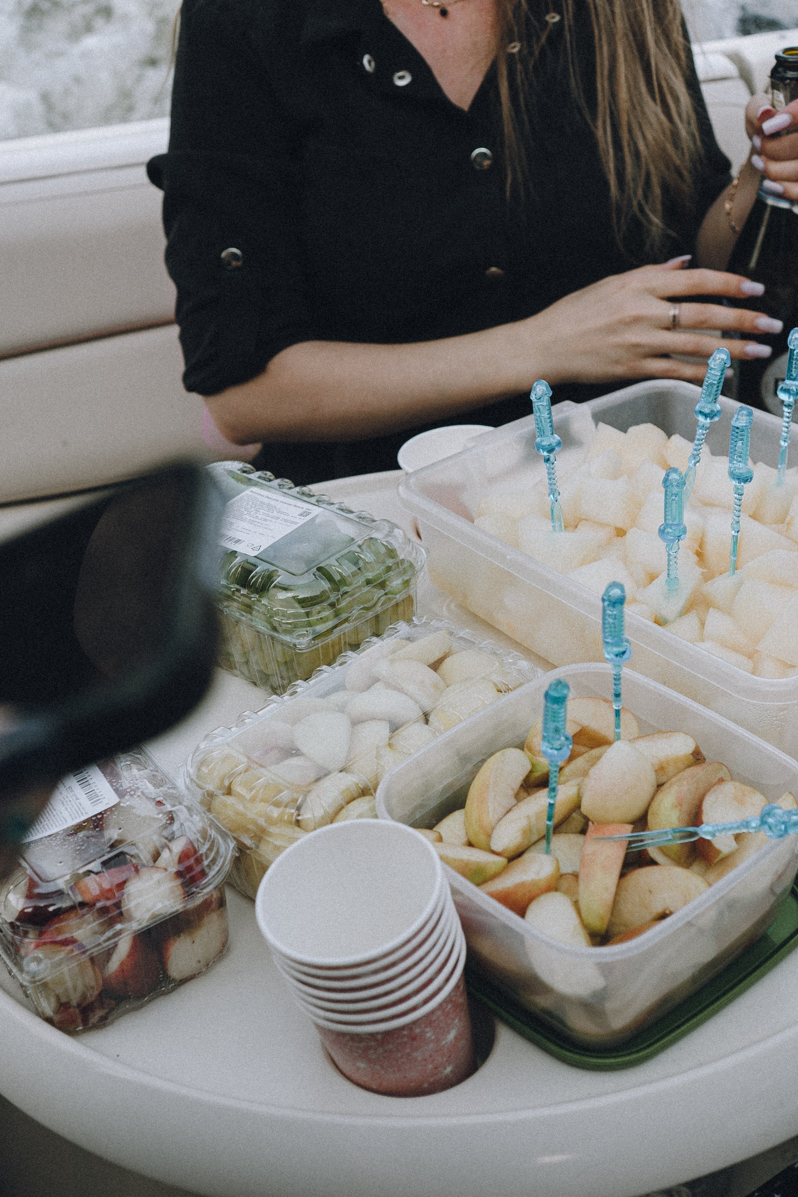 ДЕВИЧНИК НА КАТЕРЕ. Профессиональный фотограф, Санкт-Петербург — Виктория Богомолова
