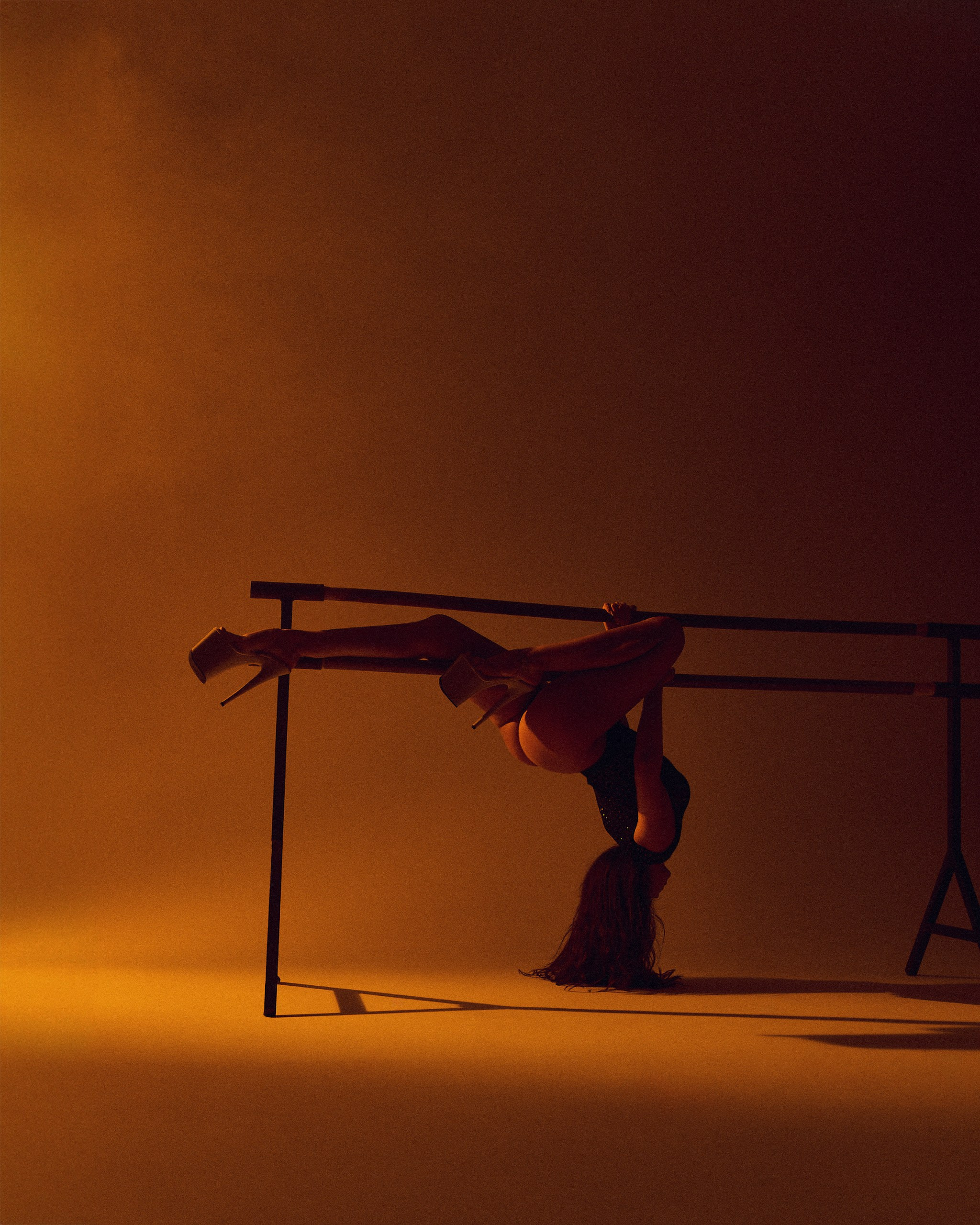 Горячая фотосессия в балетном стиле